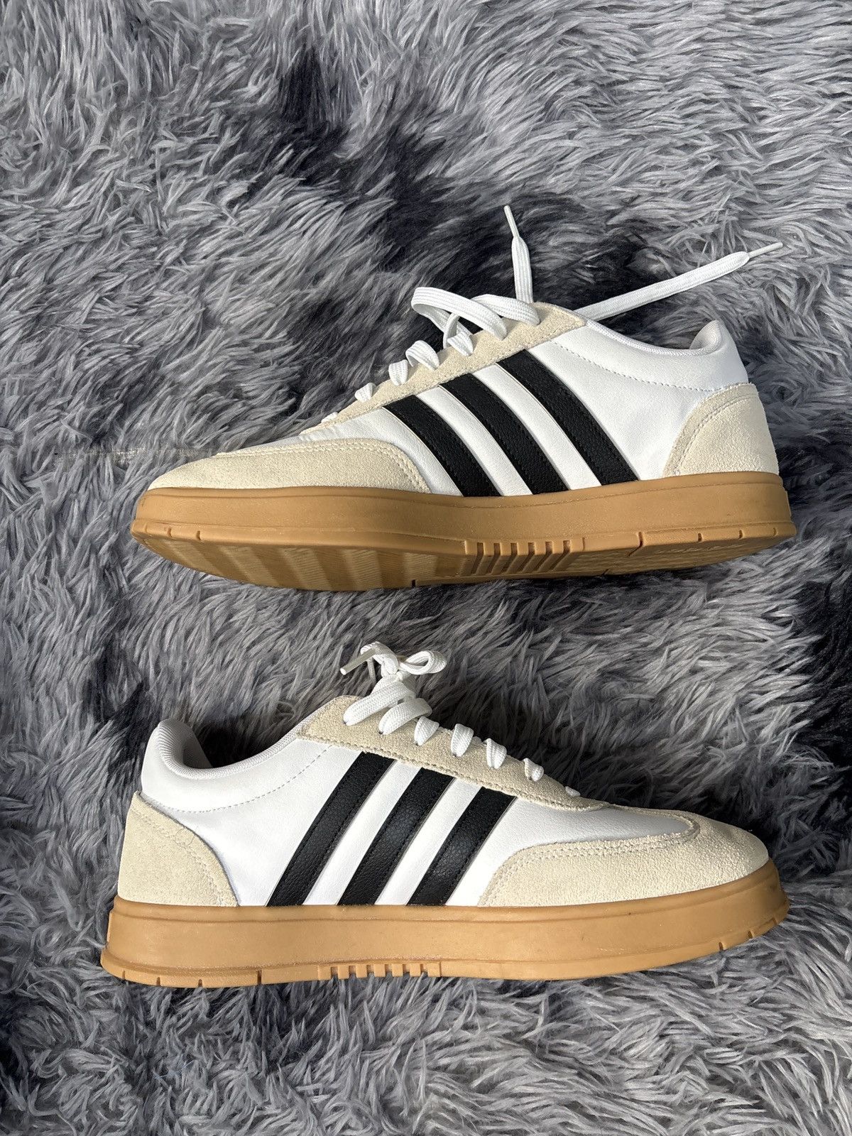 Adidas ADIDAS GRADAS Size US 8.5 / EU 41-42 - 5 Thumbnail