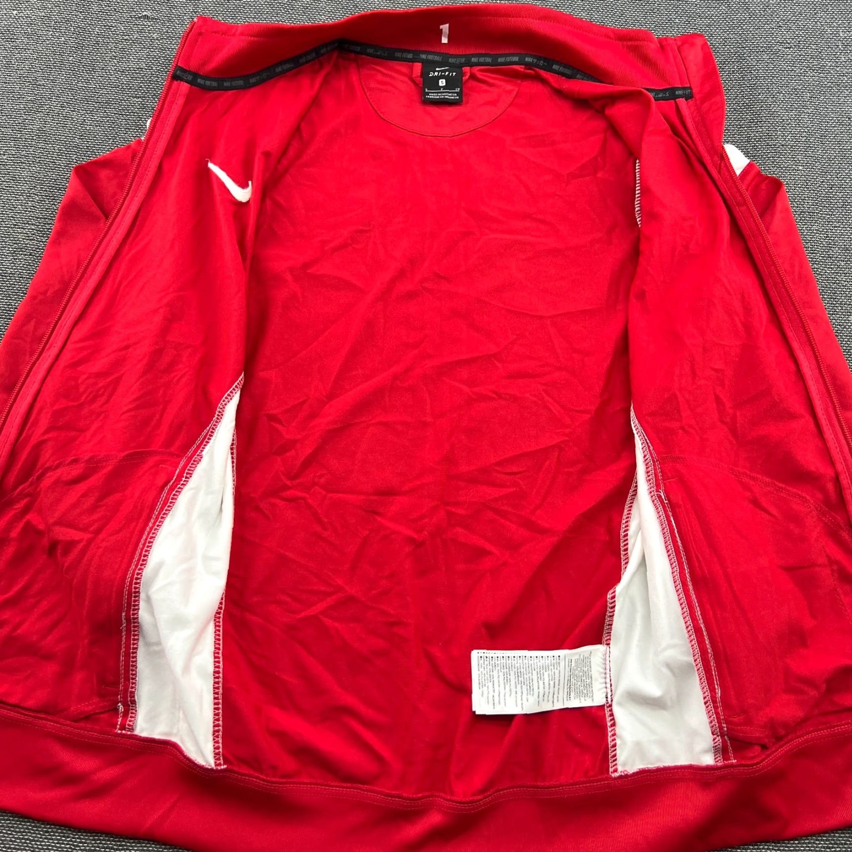 Nike Nike Track Jacket Mens S Red Football Norway 2018 2019 Nike Track Jacket Mens S Red Football Norway 2018 2019 Nike Size US S / EU 44-46 / 1 - 6 Thumbnail