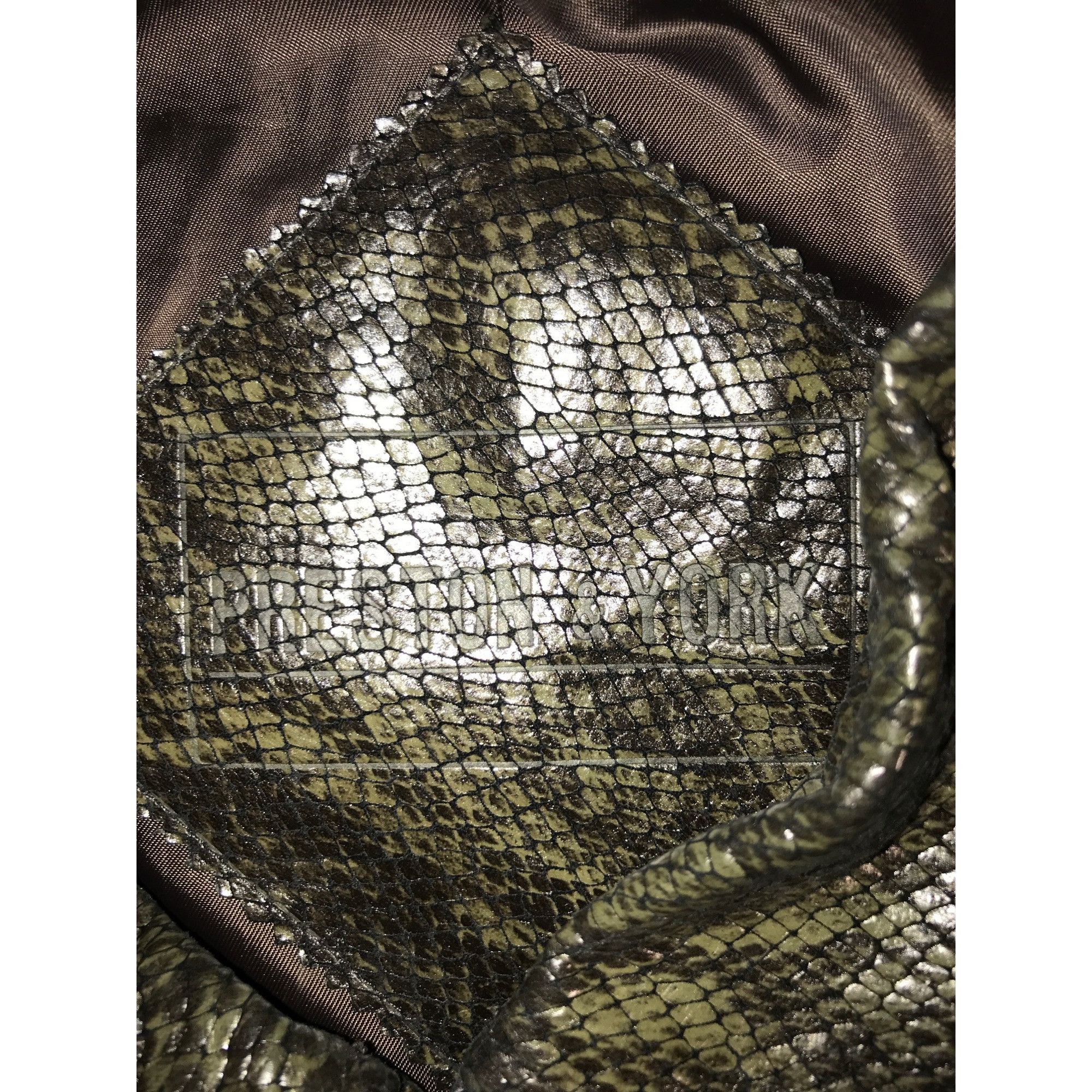 Vintage Preston & York Women's Green Snakeskin Print Leather Jacket Size L / US 10 / IT 46 - 4 Thumbnail