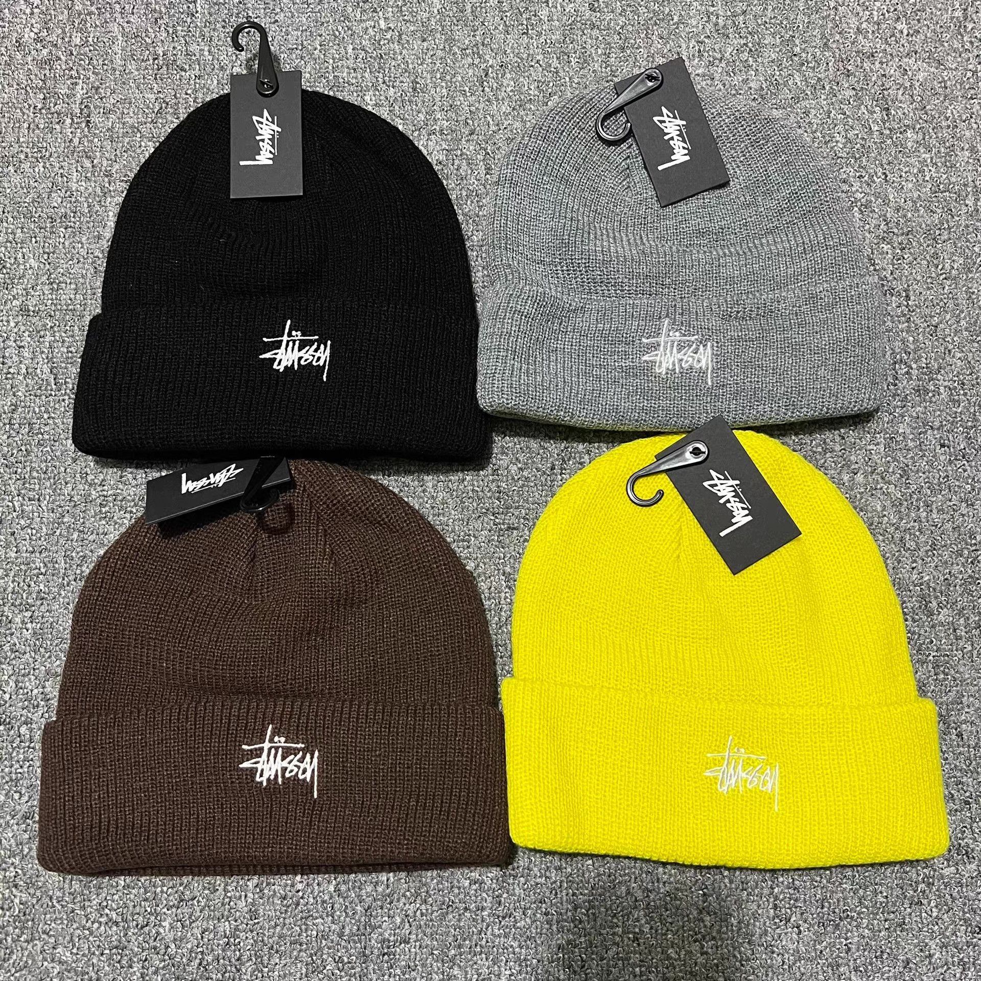 Stussy Stussy Classic Solid Color Embroidered Logo Knit Beanie Q7 Size ONE SIZE - 1 Thumbnail