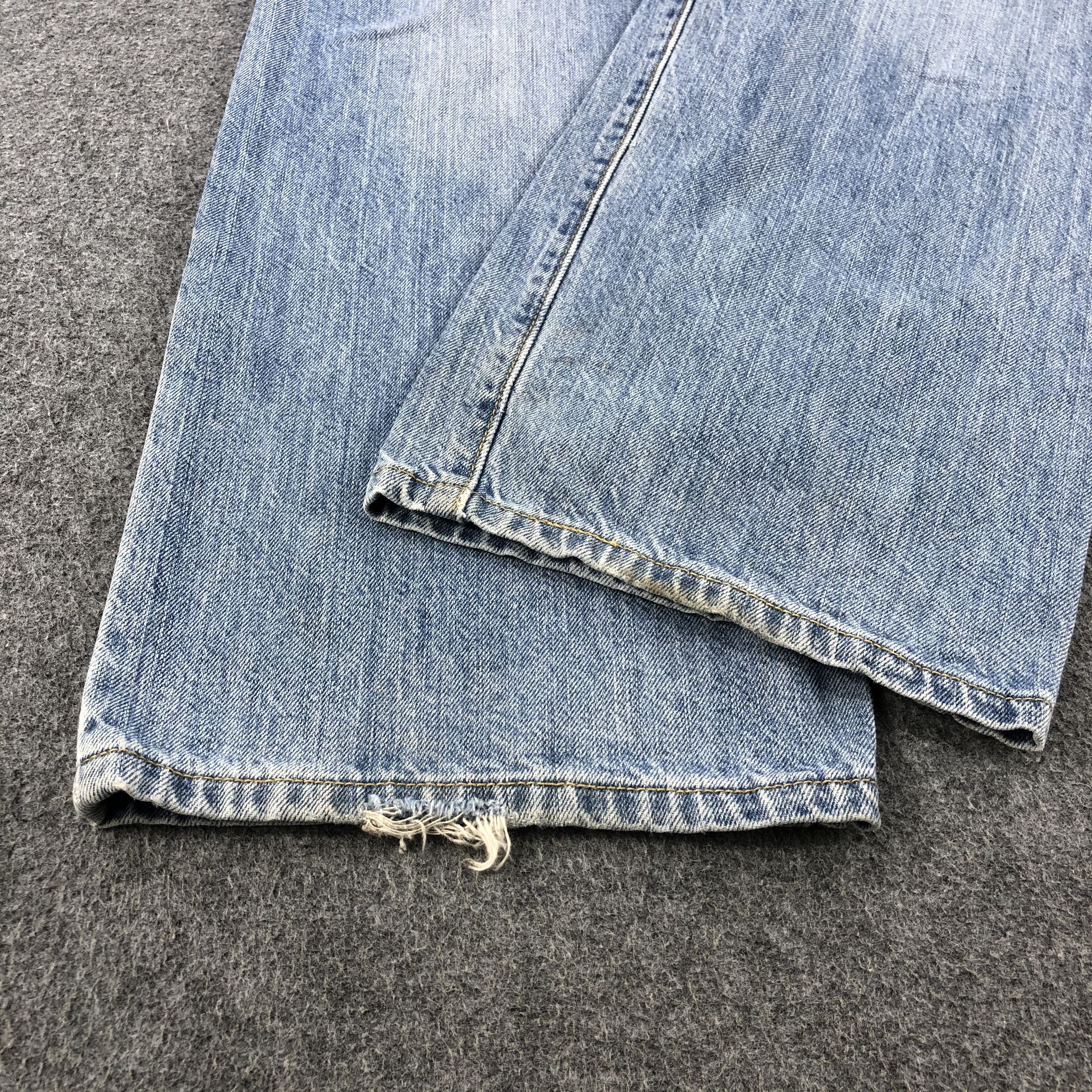 Vintage Levis 501 Jeans Light Washed Denim-J1071