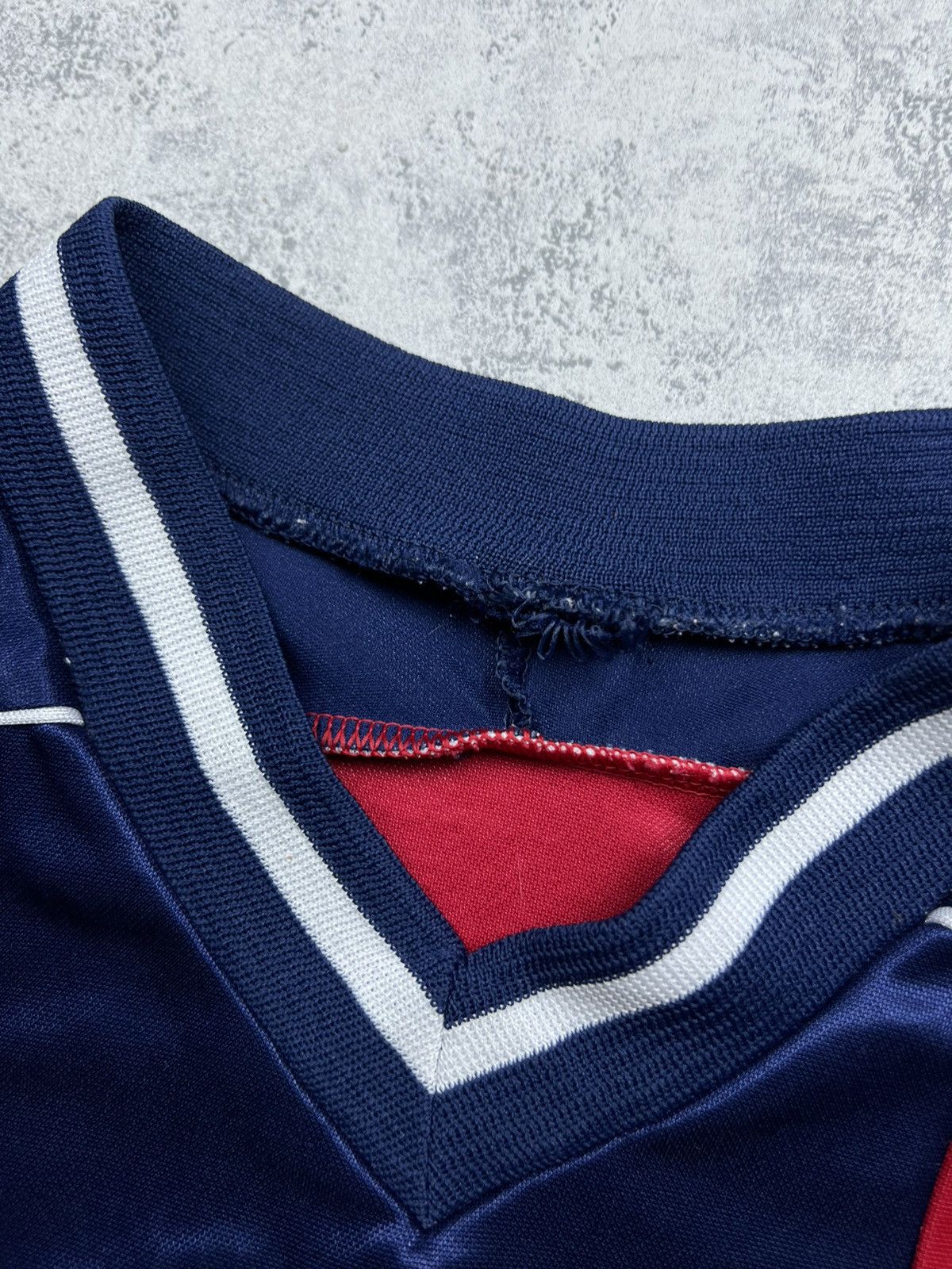 Adidas × Vintage 🪤90’s ADIDAS RETRO BIG CENTR LOGO Y2K HIP HOP JERSEY Size US L / EU 52-54 / 3 - 5 Thumbnail