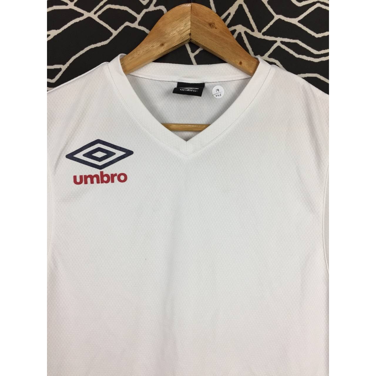 Umbro × Vintage Umbro Small Logo Mesh Activewear Sleeveless Tee Size US M / EU 48-50 / 2 - 3 Thumbnail