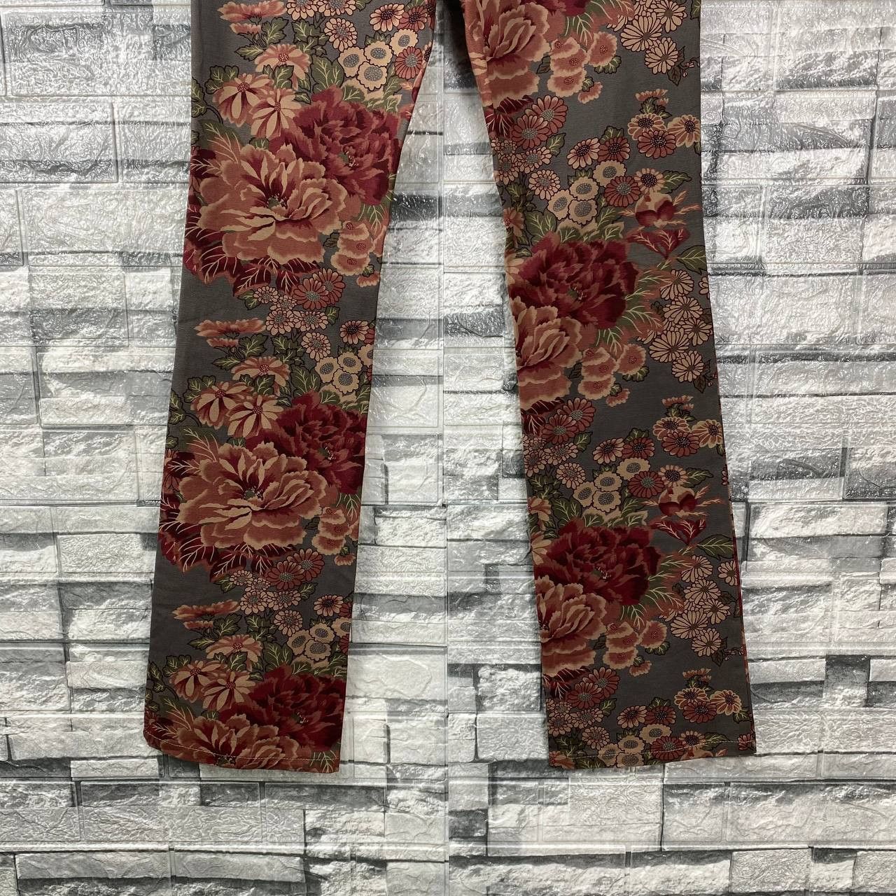 5351 POUR LES HOMMES RARE NWT CHEALSEA OLD FLOWER ABSTRACT SLIMFIT FLARED LOWRISE Size US 28 / EU 44 - 4 Thumbnail
