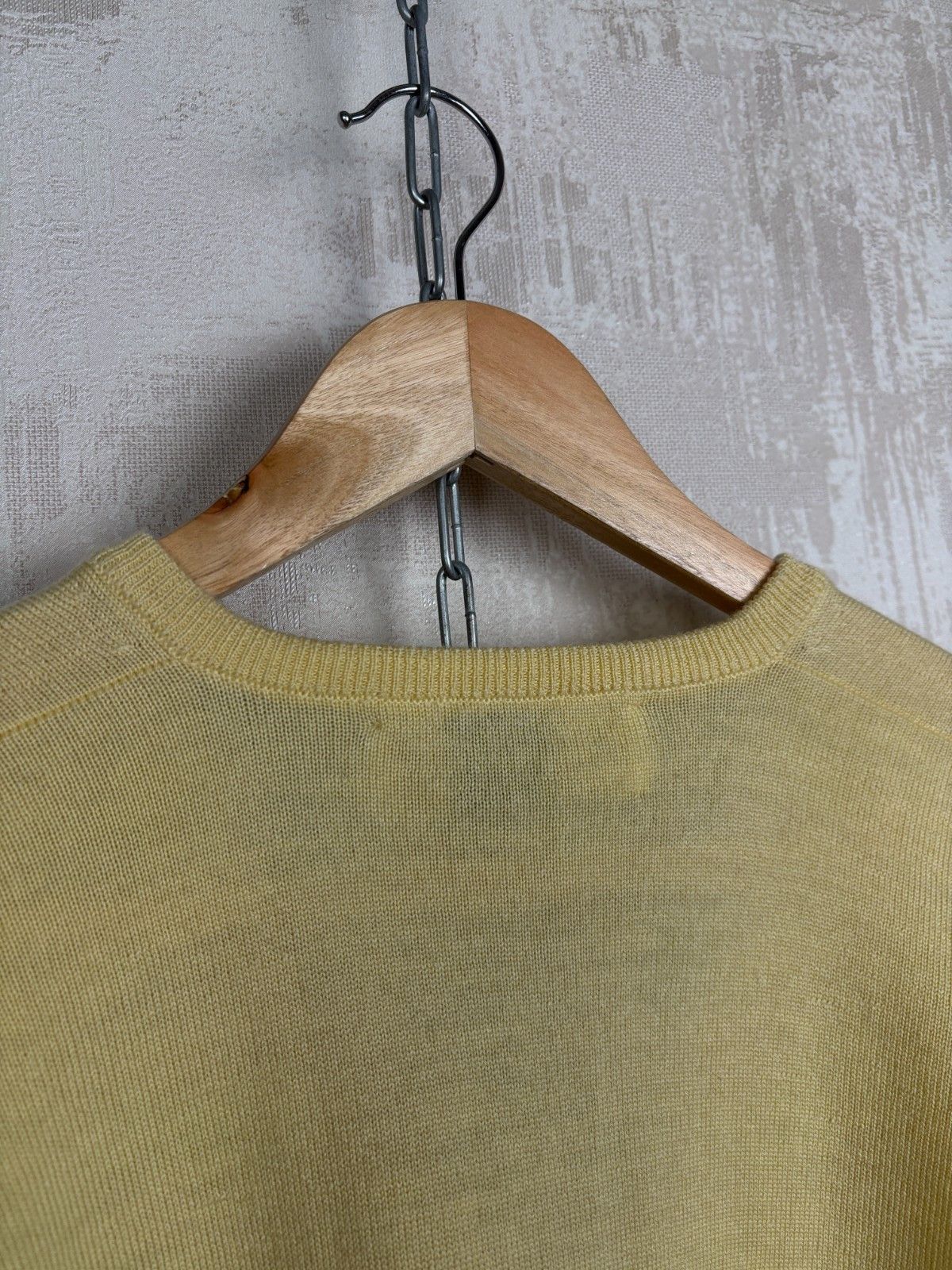Pringle Of Scotland Vintage Pringle of Scotland Lambswool V-neck Sweater L-XL Size US L / EU 52-54 / 3 - 13 Thumbnail