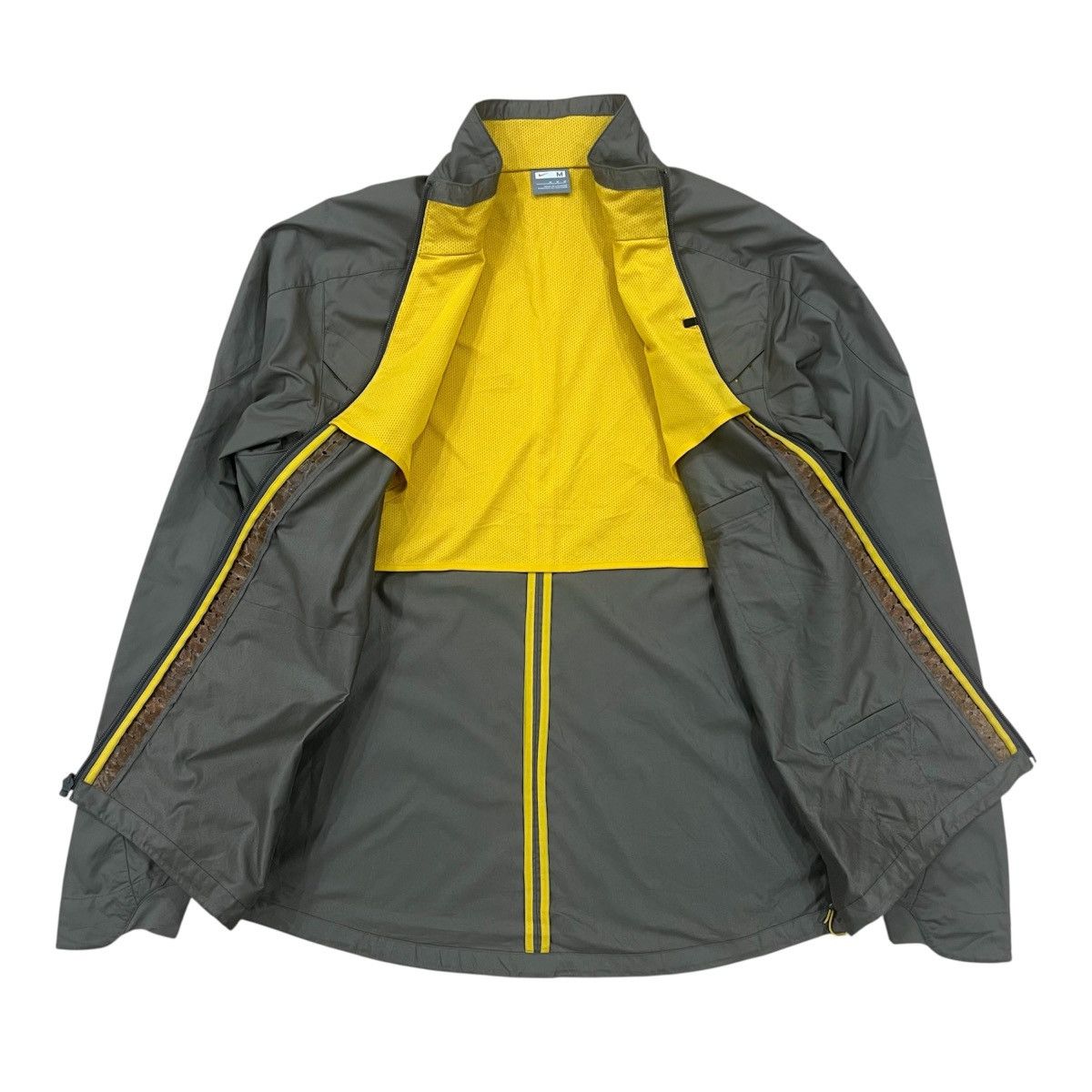 Nike Early 2000 Nike+ Fit Multi Pocket Ventilated Techical Jacket Size US M / EU 48-50 / 2 - 7 Thumbnail