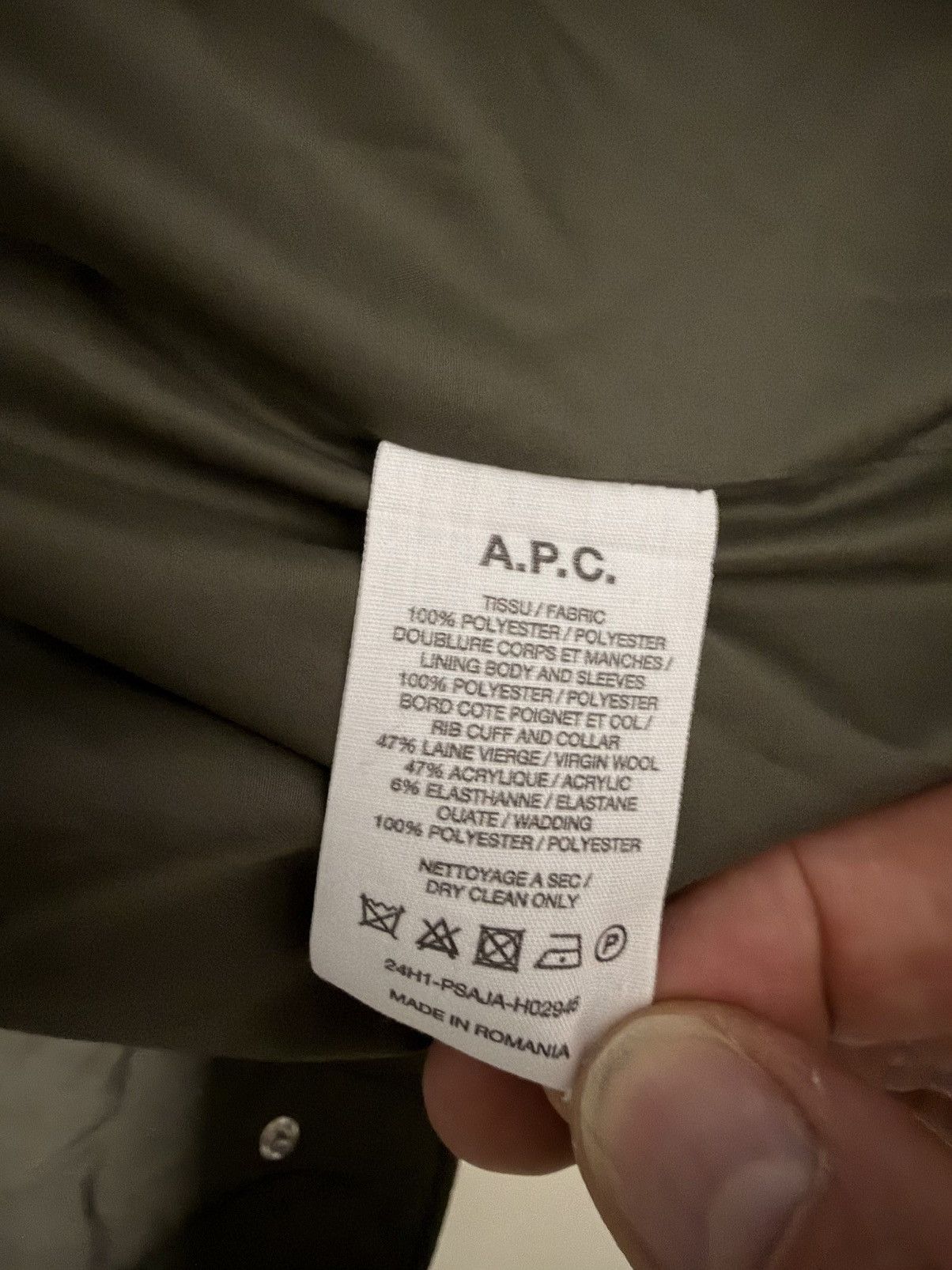 A.P.C. A.P.C. Florent Quilted Bomber Jacked Olive Large New Size US L / EU 52-54 / 3 - 7 Thumbnail