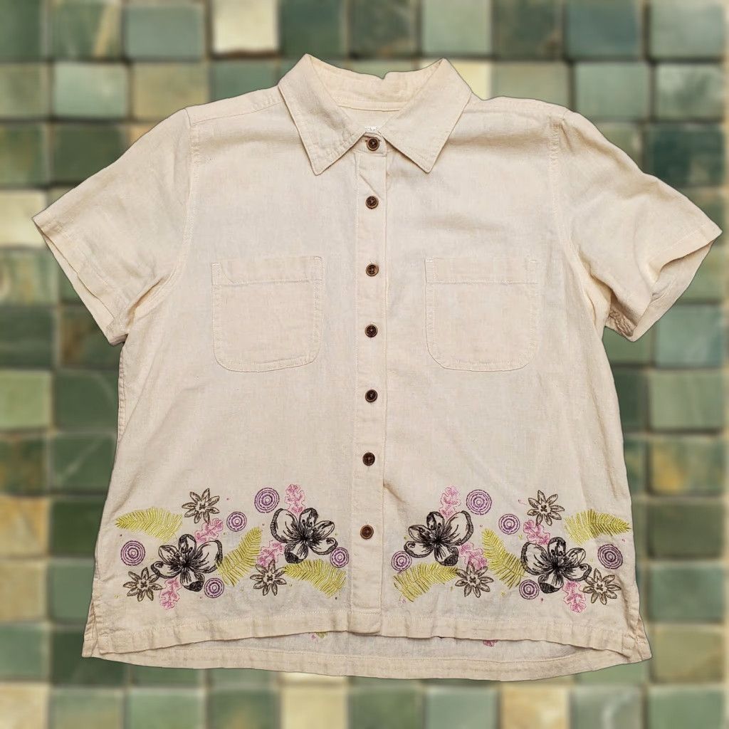 Vintage VINTAGE Christopher Banks Shirt Womens M Beige Linen Blend Floral Embroidered Size M / US 6-8 / IT 42-44 - 1 Thumbnail