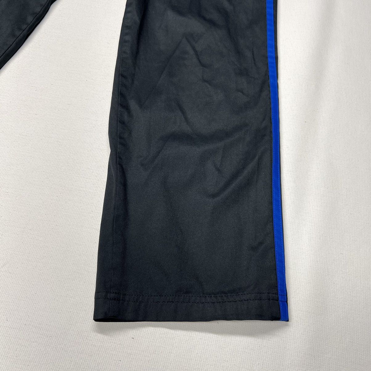 Adidas Adidas Track Pants Black Straight Blue Stripe Climalite Y2K Size US 30 / EU 46 - 2 Thumbnail