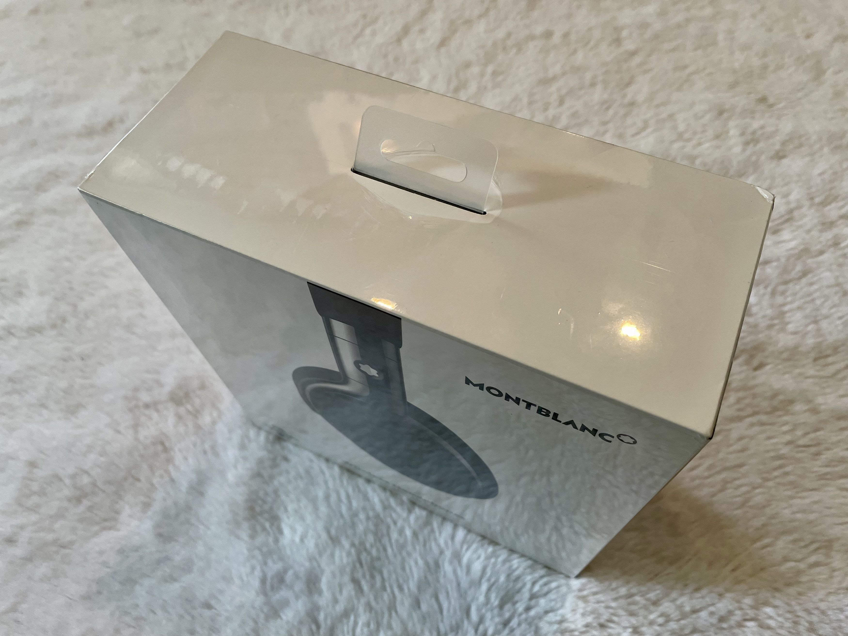 Montblanc Montblanc MB 01 Wireless Over-Ear Headphones Size ONE SIZE - 2 Thumbnail