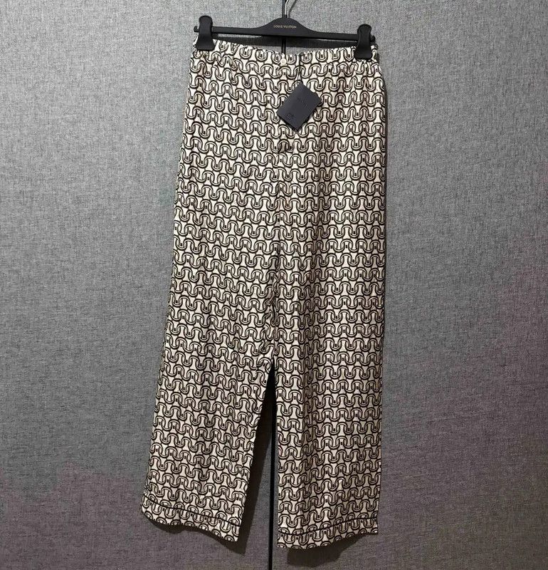 Prada Prada White Silk Logo Print Casual Pants Size US 26 / EU 42 - 1 Thumbnail