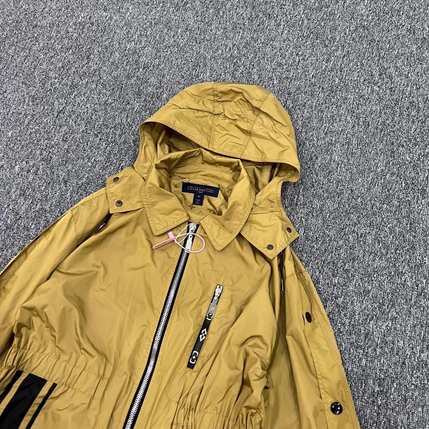 Louis Vuitton LV Monogram All Over Print Jacket 42 99 New Size M / US 6-8 / IT 42-44 - 3 Thumbnail