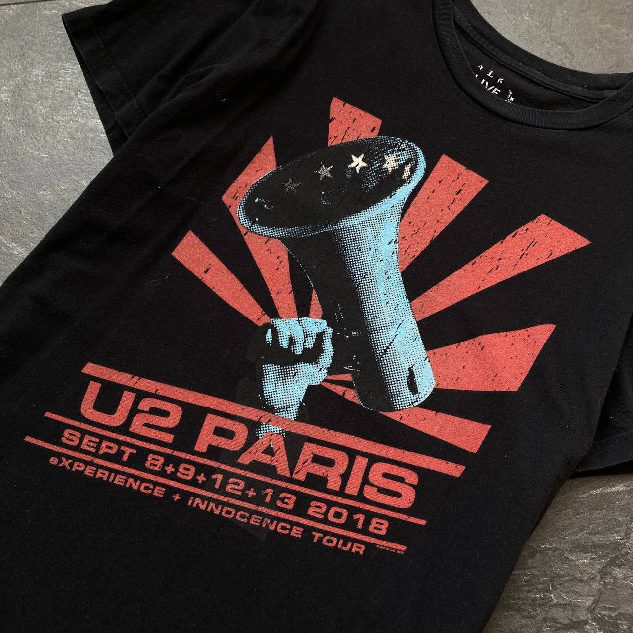 Other U2 Paris 2018 tour tee shirt Size US L / EU 52-54 / 3 - 2 Thumbnail