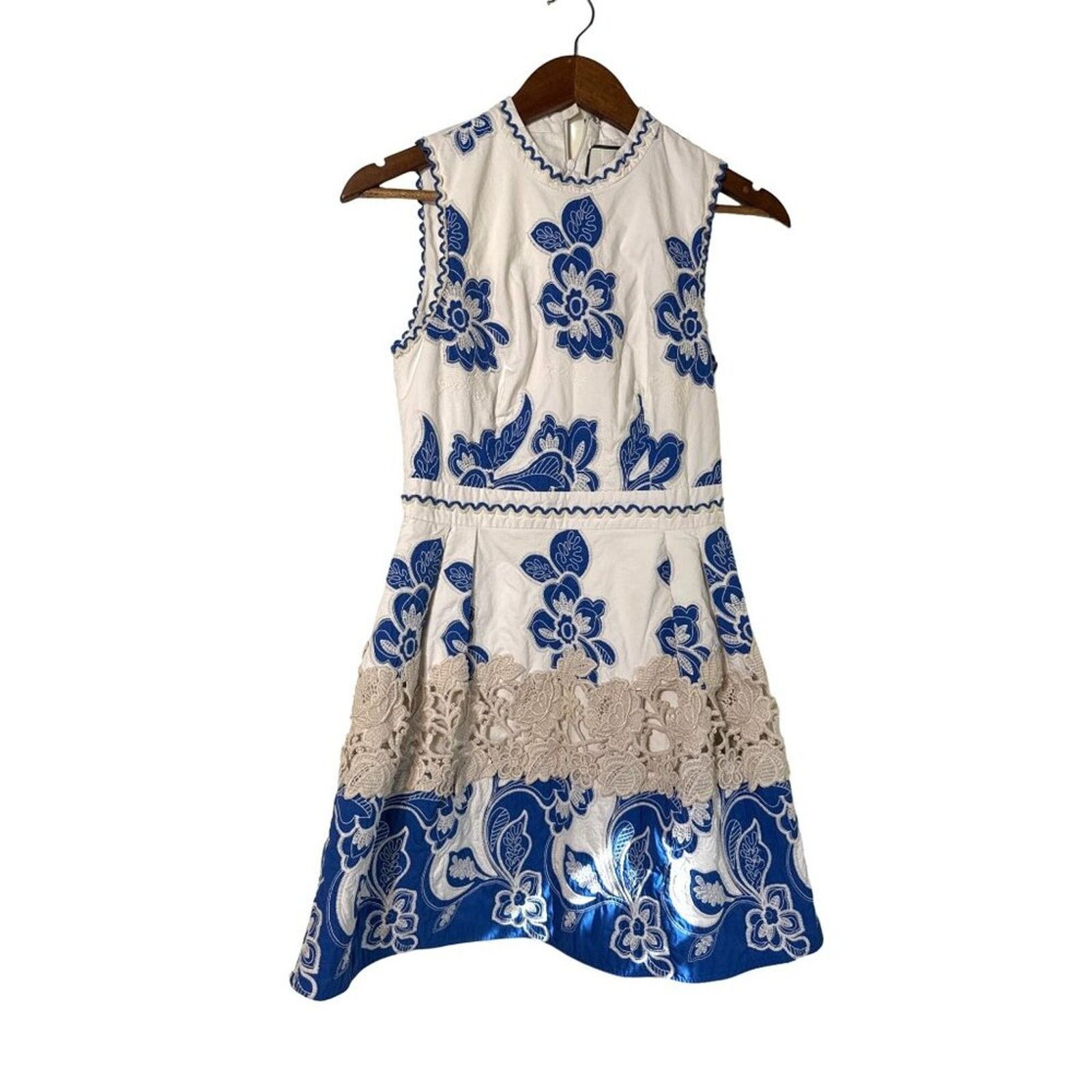Alexis Farah Blue White Fit & Flare Dress Medium