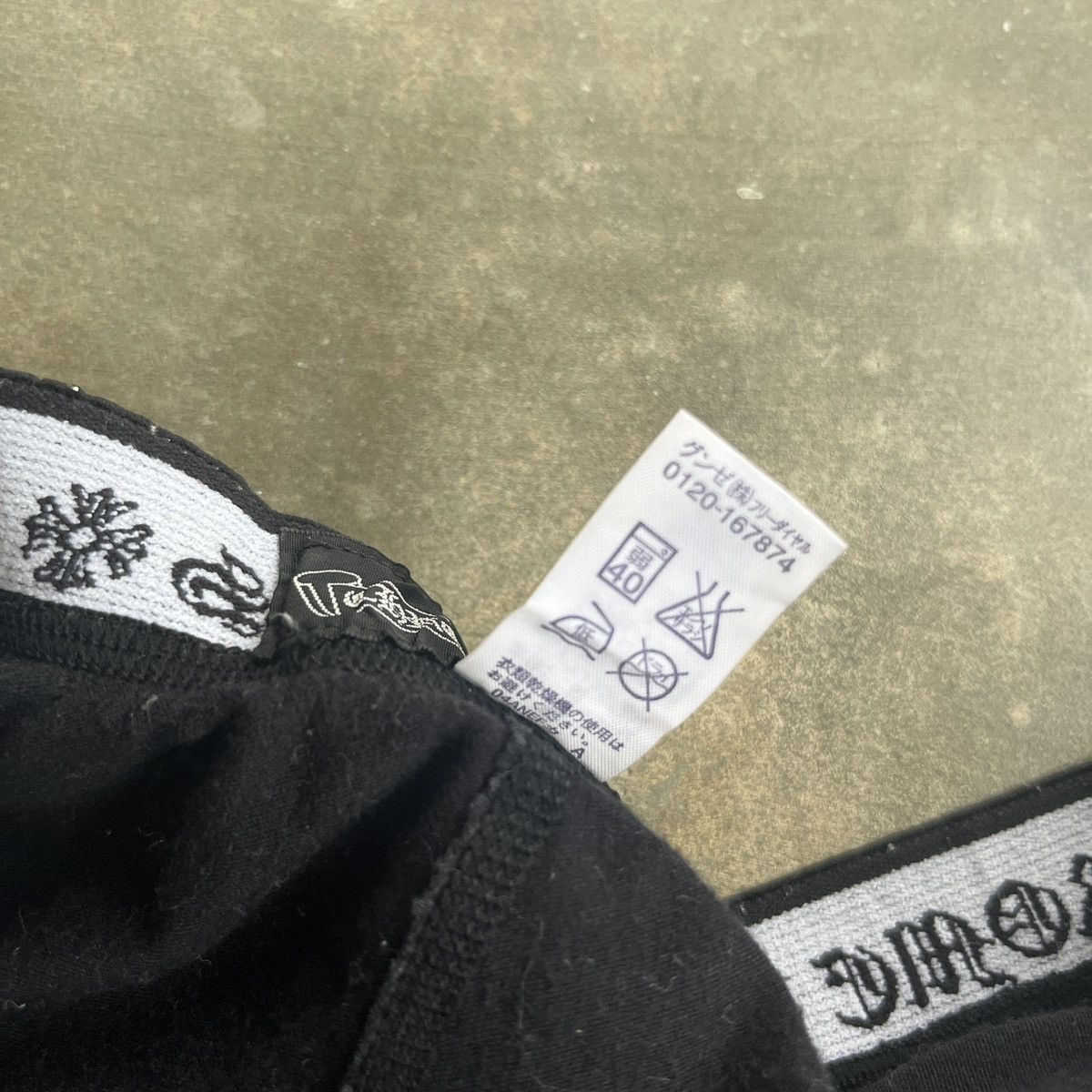 Chrome Hearts Chrome Hearts Leggings All Over Print Size 28" / US 6 / IT 42 - 14 Thumbnail