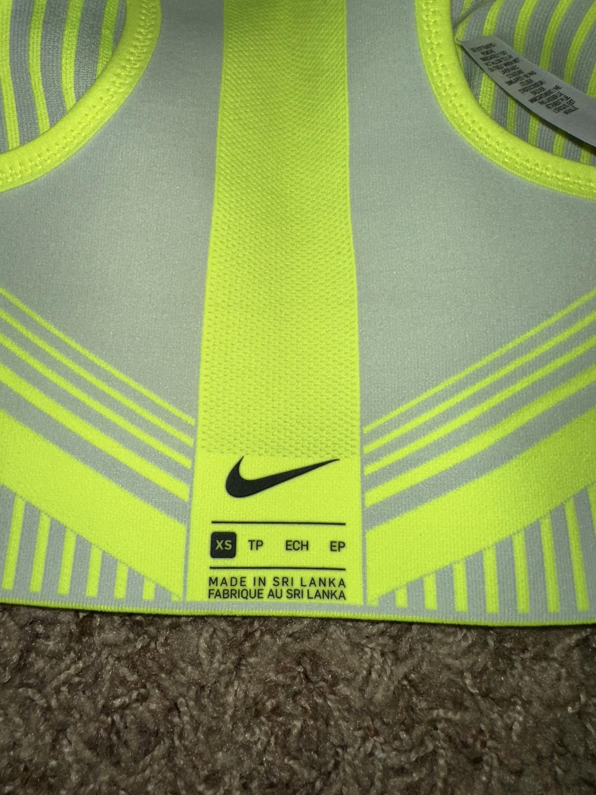 Nike Nike Women FE/NOM Volt Flyknit High Support Sports Bra Size ONE SIZE - 3 Thumbnail