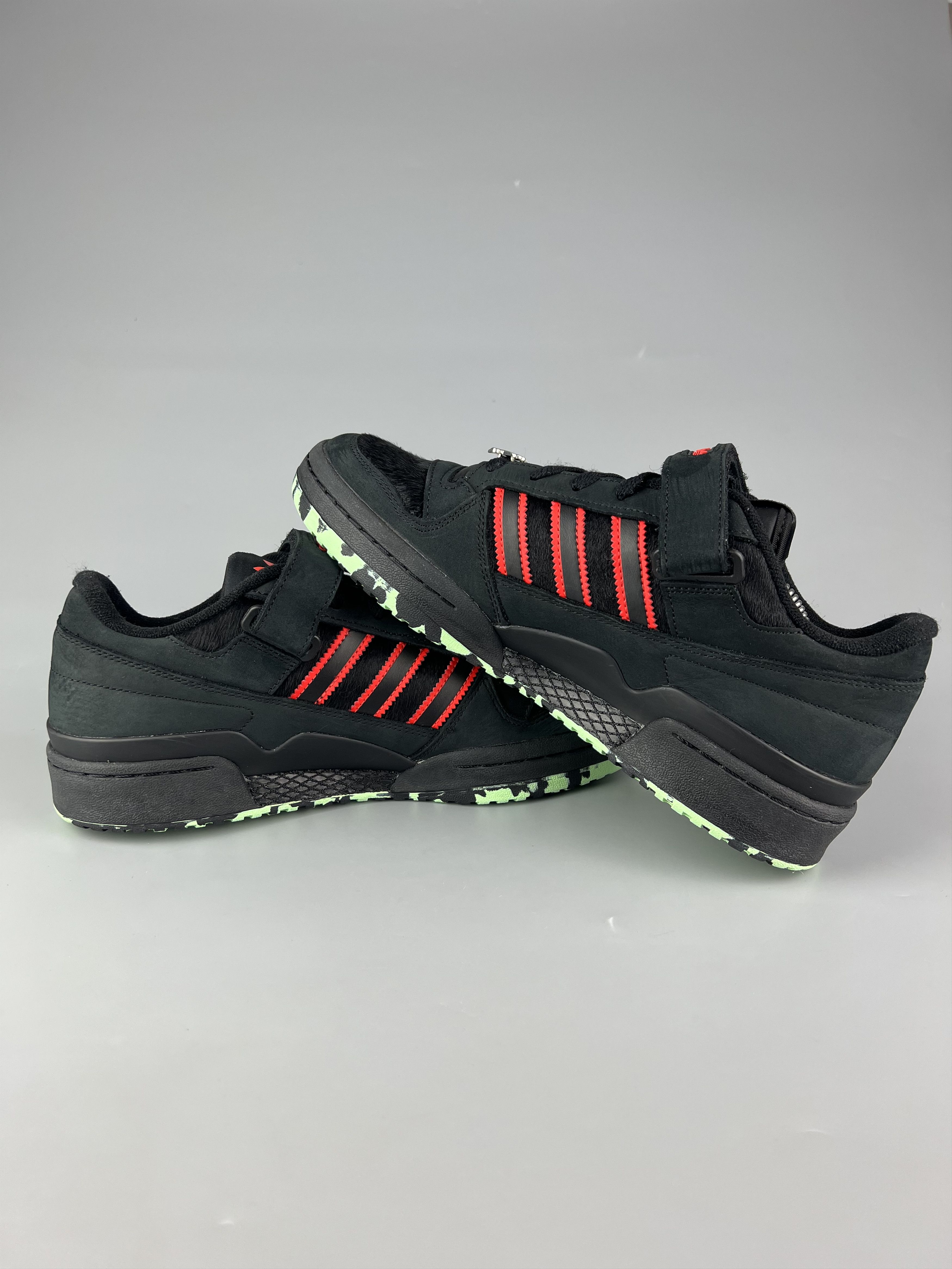 Adidas Adidas Forum Low Halloween Monster Pack Dracula Sneakers US9 Size US 9 / EU 42 - 5 Thumbnail