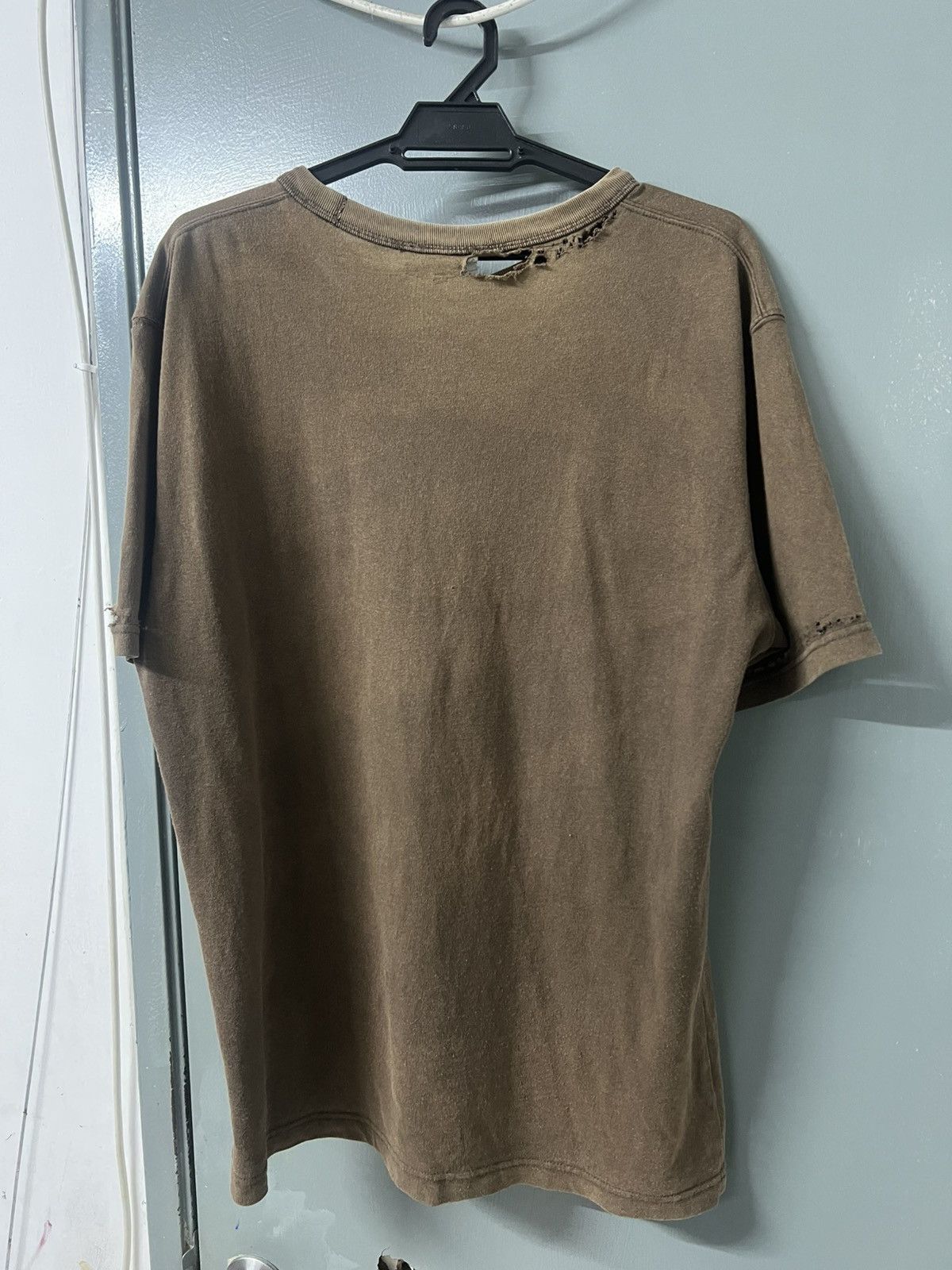 Uniqlo THRASHED SUN FADED UNQLO ERD GRUNGE Size US L / EU 52-54 / 3 - 8 Thumbnail