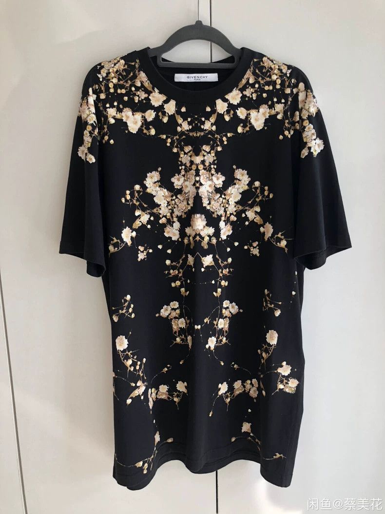 Givenchy Givenchy Limited Oversize Tee Size US XS / EU 42 / 0 - 1 Thumbnail
