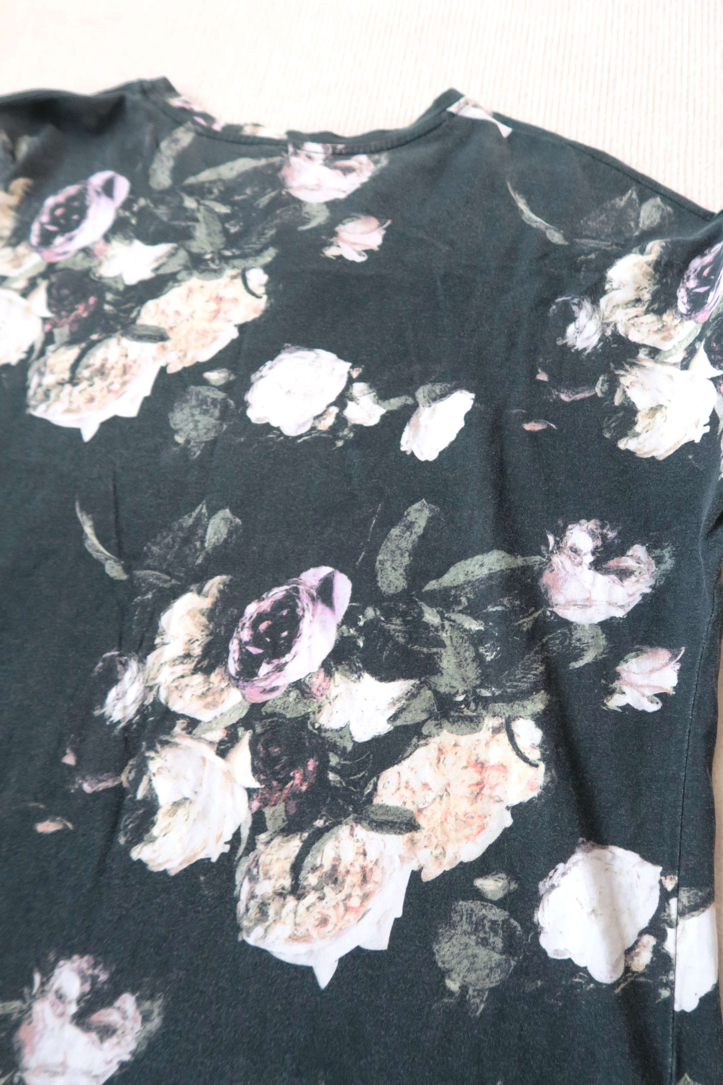 Kazuyuki Kumagai Attachment Attachment Japan by Kazuyuki Kumagai Washed Floral T-Shirt Size US M / EU 48-50 / 2 - 11 Thumbnail