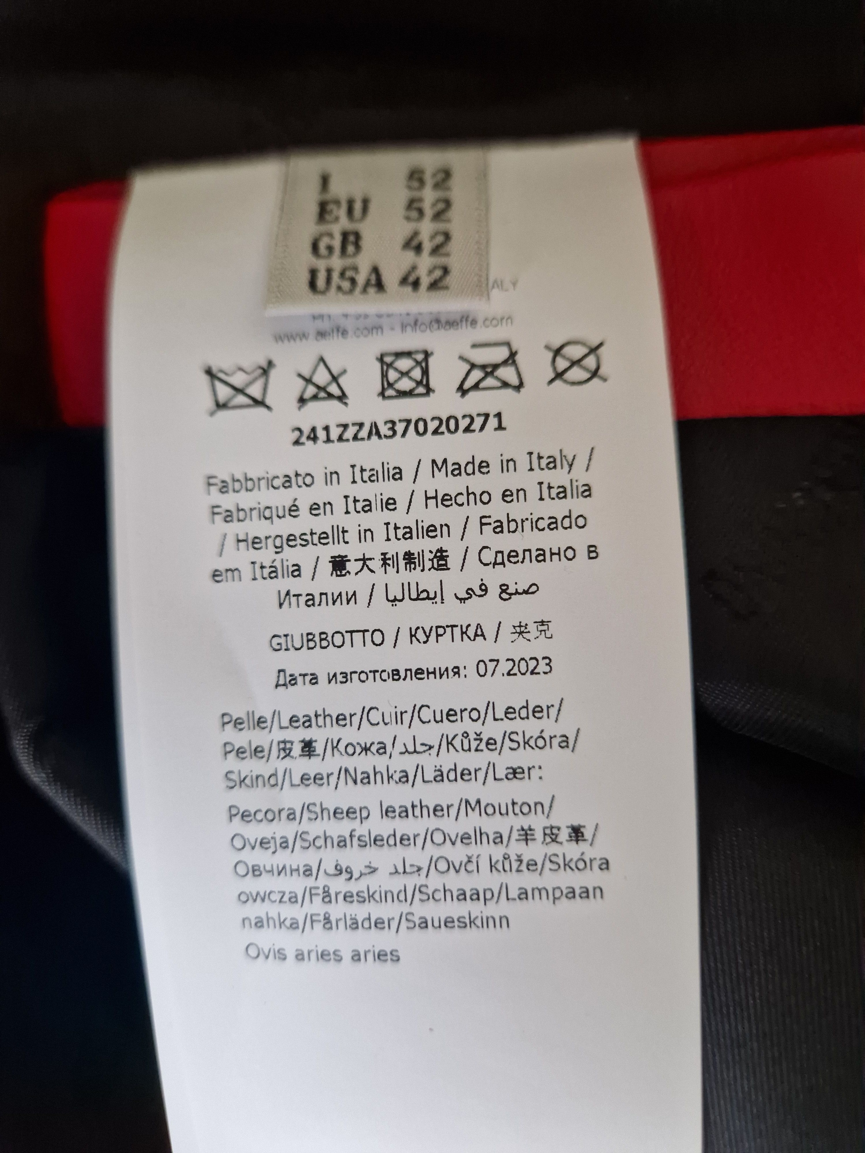 Moschino Moschino Size US L / EU 52-54 / 3 - 4 Thumbnail