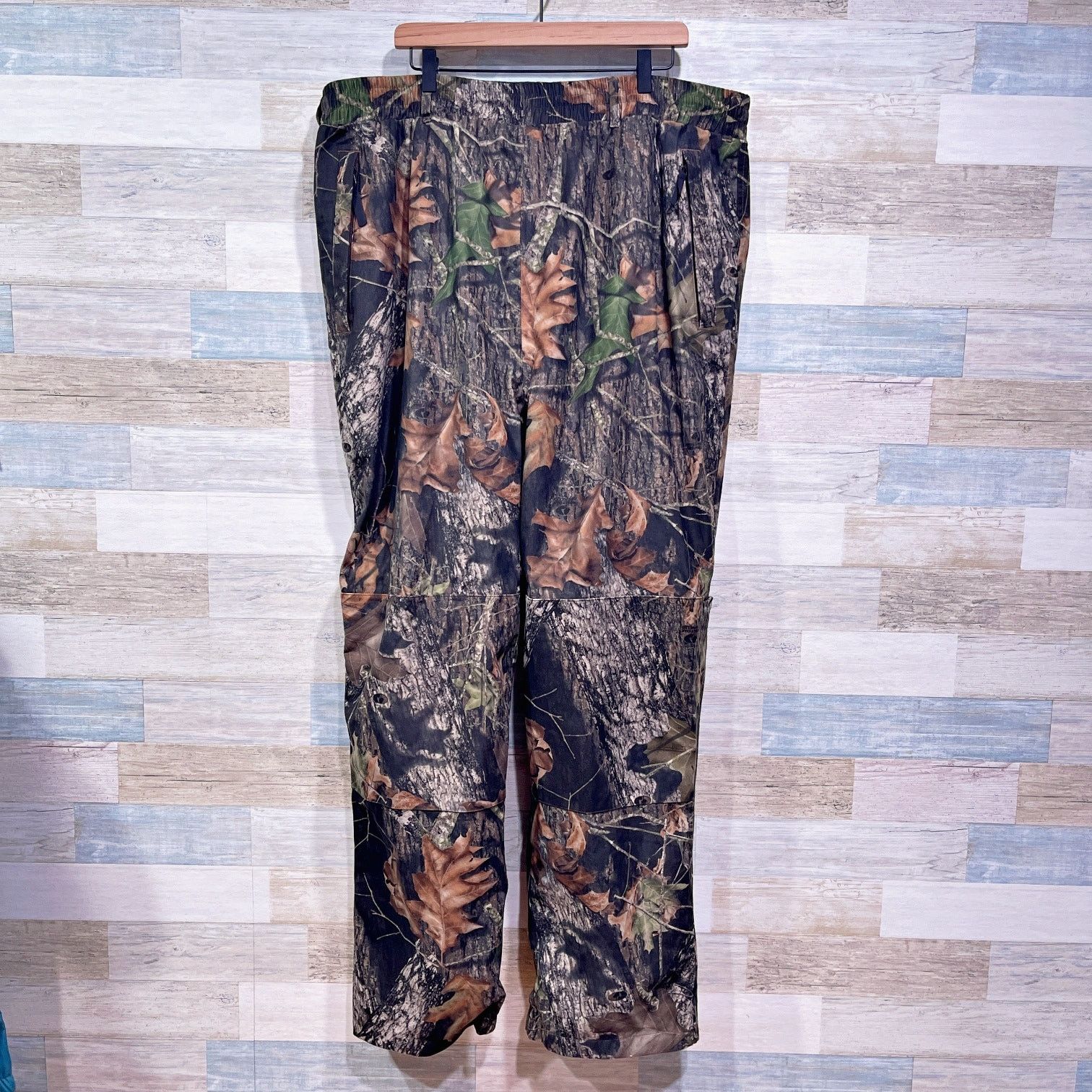 Cabelas Cabelas Mossy Oak Break Up Suede Hunting Pants Camo 3XLT Size US 42 / EU 58 - 1 Thumbnail
