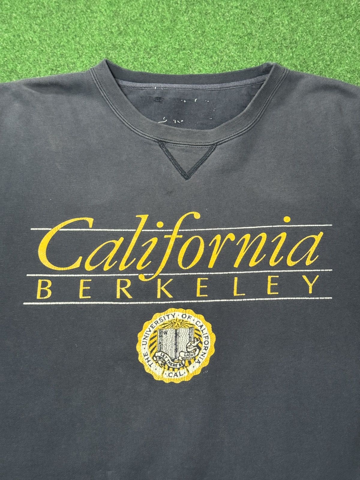 Vintage Vintage 90s University Of California Berkley Sweatshirt Size US L / EU 52-54 / 3 - 2 Thumbnail