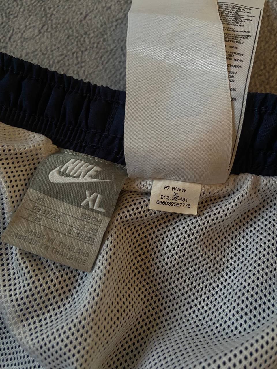 Nike Nike Vintage Nylon Shorts Swoosh Y2K Size US 36 / EU 52 - 5 Thumbnail