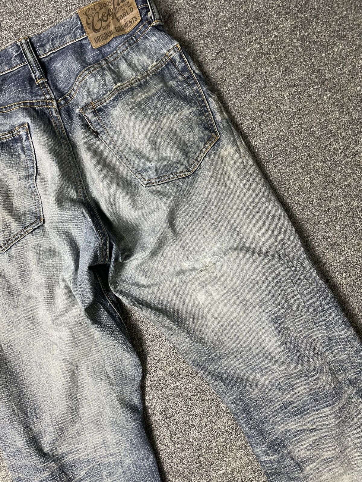 Japanese Brand × Vintage Cootie Production 00’s Distressed Denim Jeans (106) Size US 31 - 10 Thumbnail