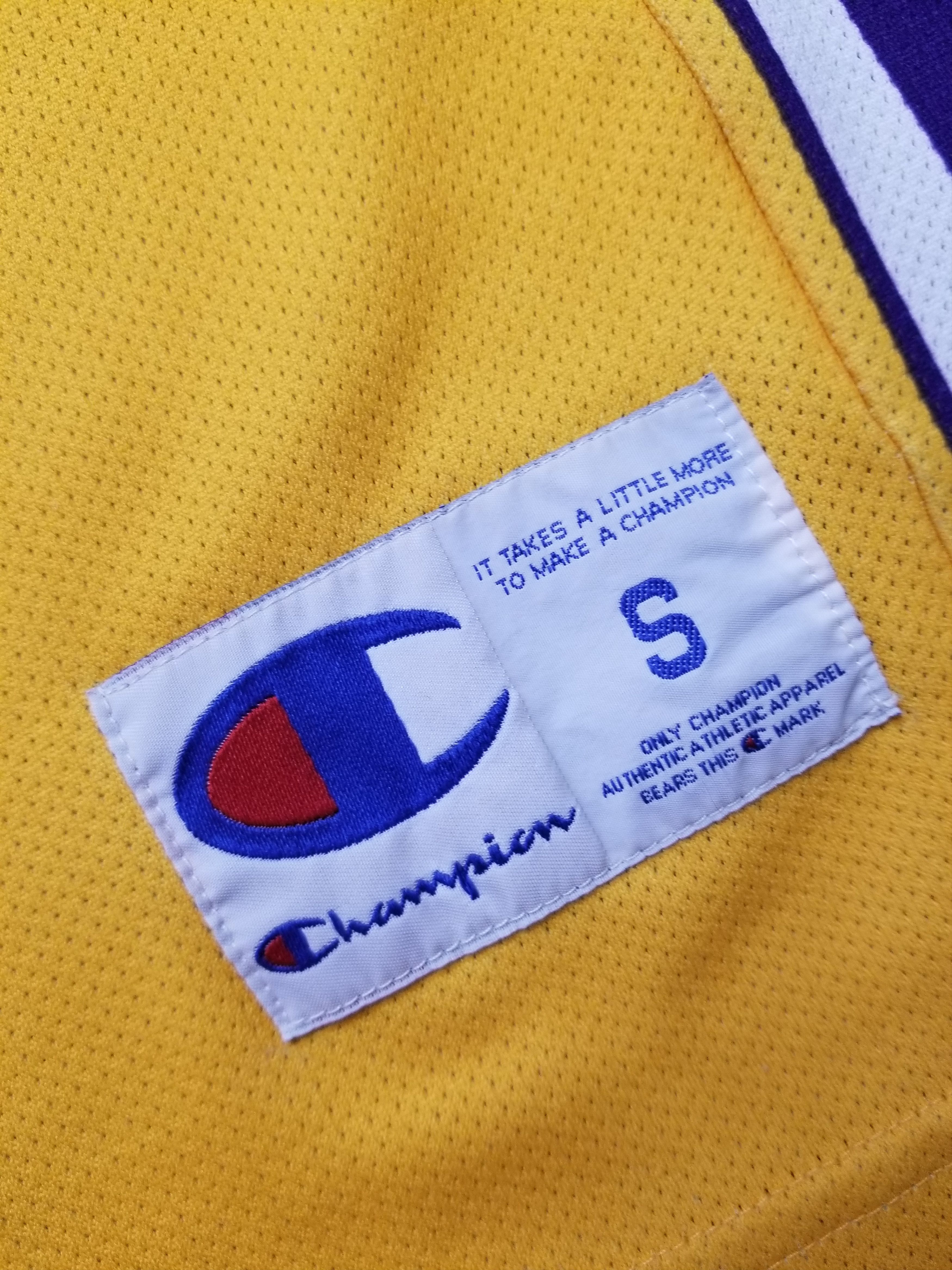 Champion KOBE BRYANT #24 LOS ANGELES LAKERS BASKETBALL NBA JERSEY Size US S / EU 44-46 / 1 - 7 Thumbnail