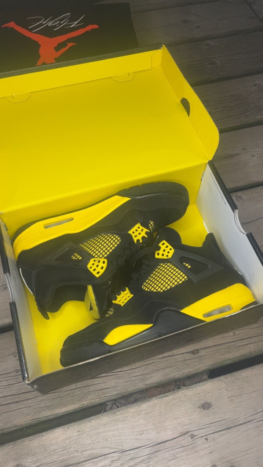 Jordan Brand 2023 Air Jordan 4 Thunder Yellow/Black With Box Size US 9 / EU 42 - 1 Thumbnail