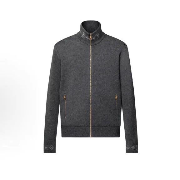 Louis Vuitton Louis Vuitton Gray Logo Zip Knit Jacket Size L Size US L / EU 52-54 / 3 - 1 Thumbnail