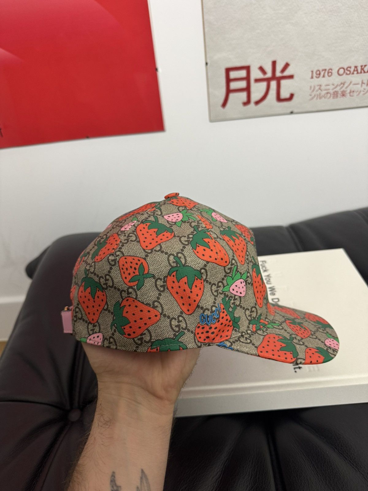 Gucci Rare Gucci Strawberry Monogram Designer Hat Luxury High End Size ONE SIZE - 2 Thumbnail