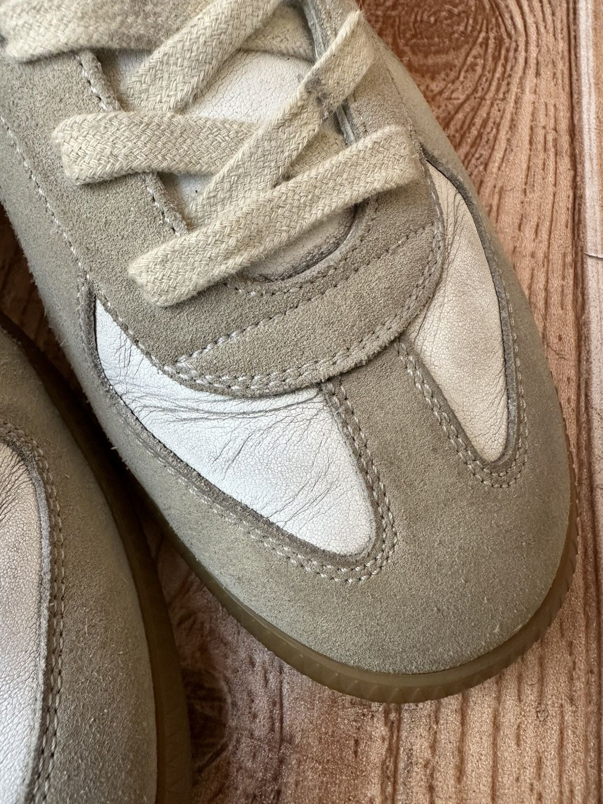 Maison Margiela Maison Margiela REPLICA GAT Gray/White Lowtop Sneaks Size US 9 / EU 42 - 12 Thumbnail