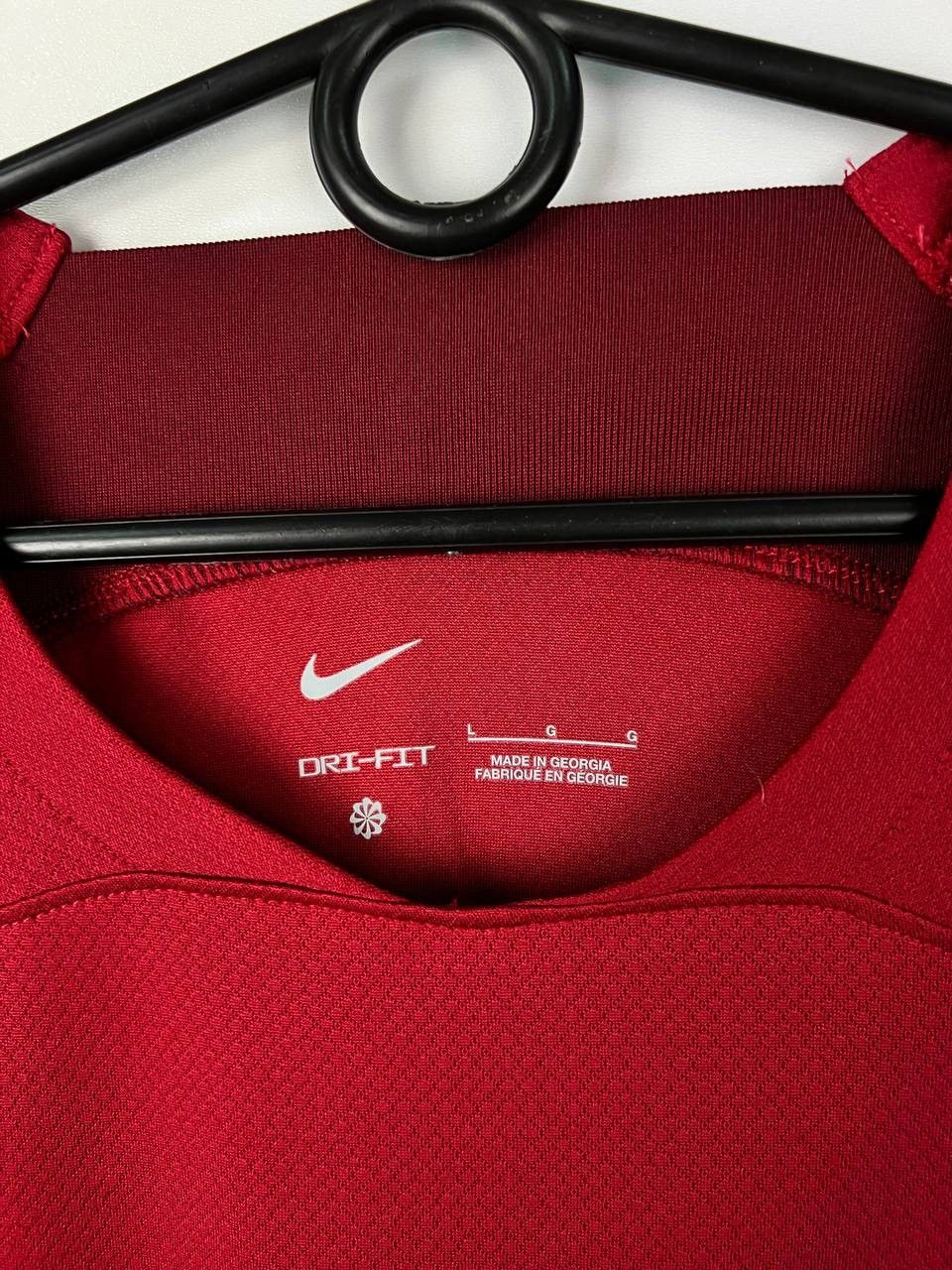 Vintage Liverpool Nike 2022/23 jersey t-shirts size L Size US L / EU 52-54 / 3 - 3 Thumbnail