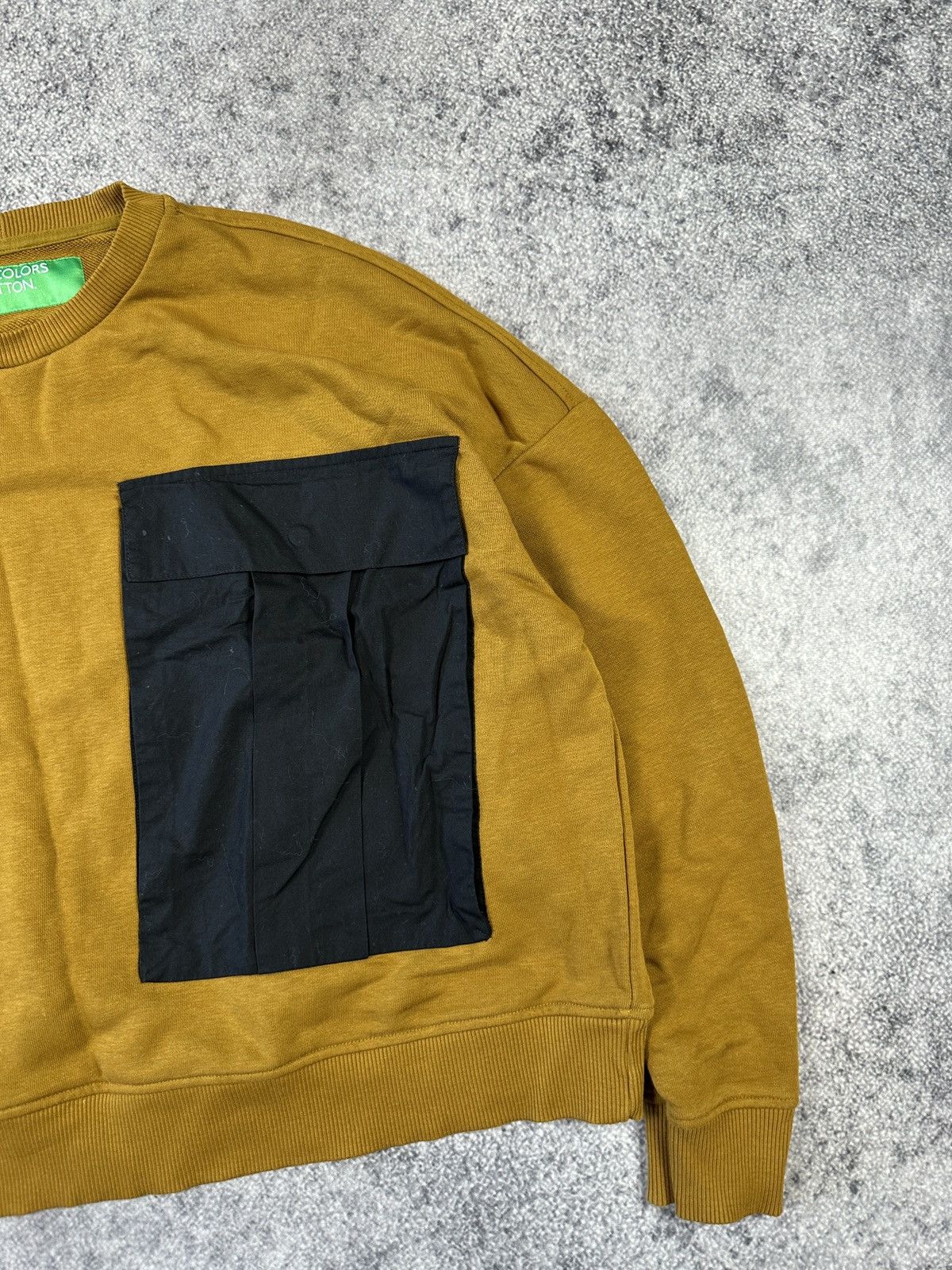 United Colors Of Benetton Benetton Pocket Sweatshirt Streetwear Style Casual Italy L Size US L / EU 52-54 / 3 - 3 Thumbnail