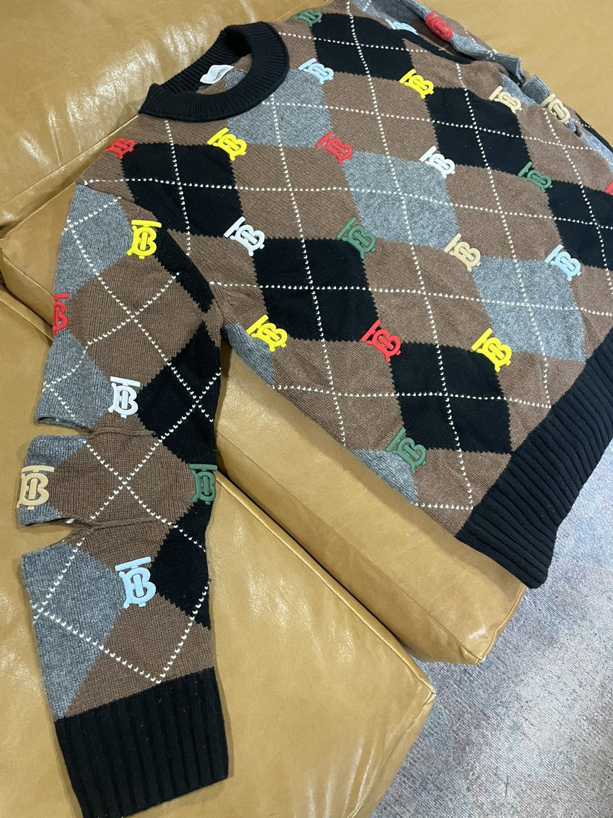 Burberry Dua Lipa’s Argyle Burberry Knit Sweater Size L / US 10 / IT 46 - 5 Thumbnail