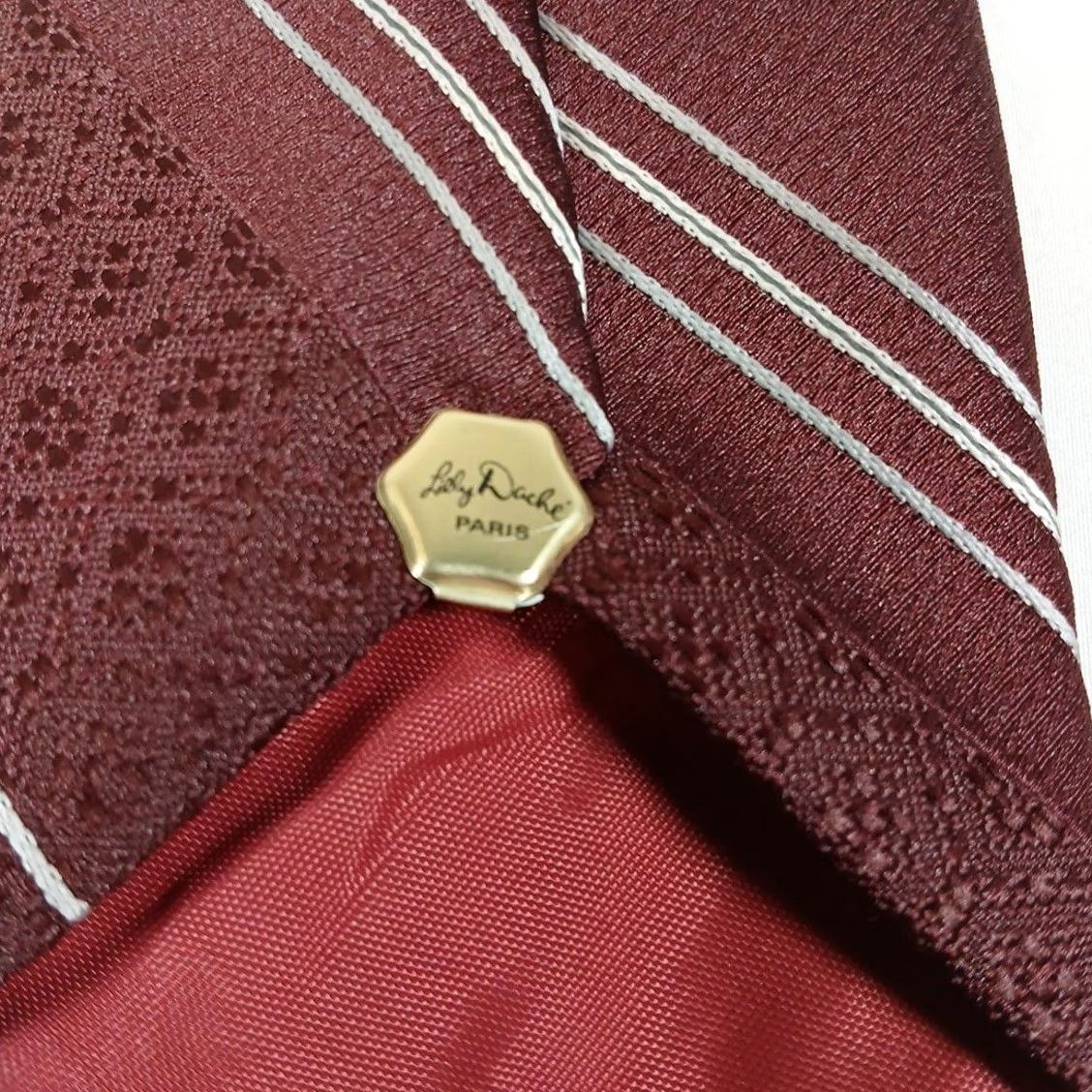 Vintage Lilly Dache Necktie Men Burgundy Diagonal Striped 3" x 55" Tie Mens Red Short 55" Size ONE SIZE - 4 Thumbnail