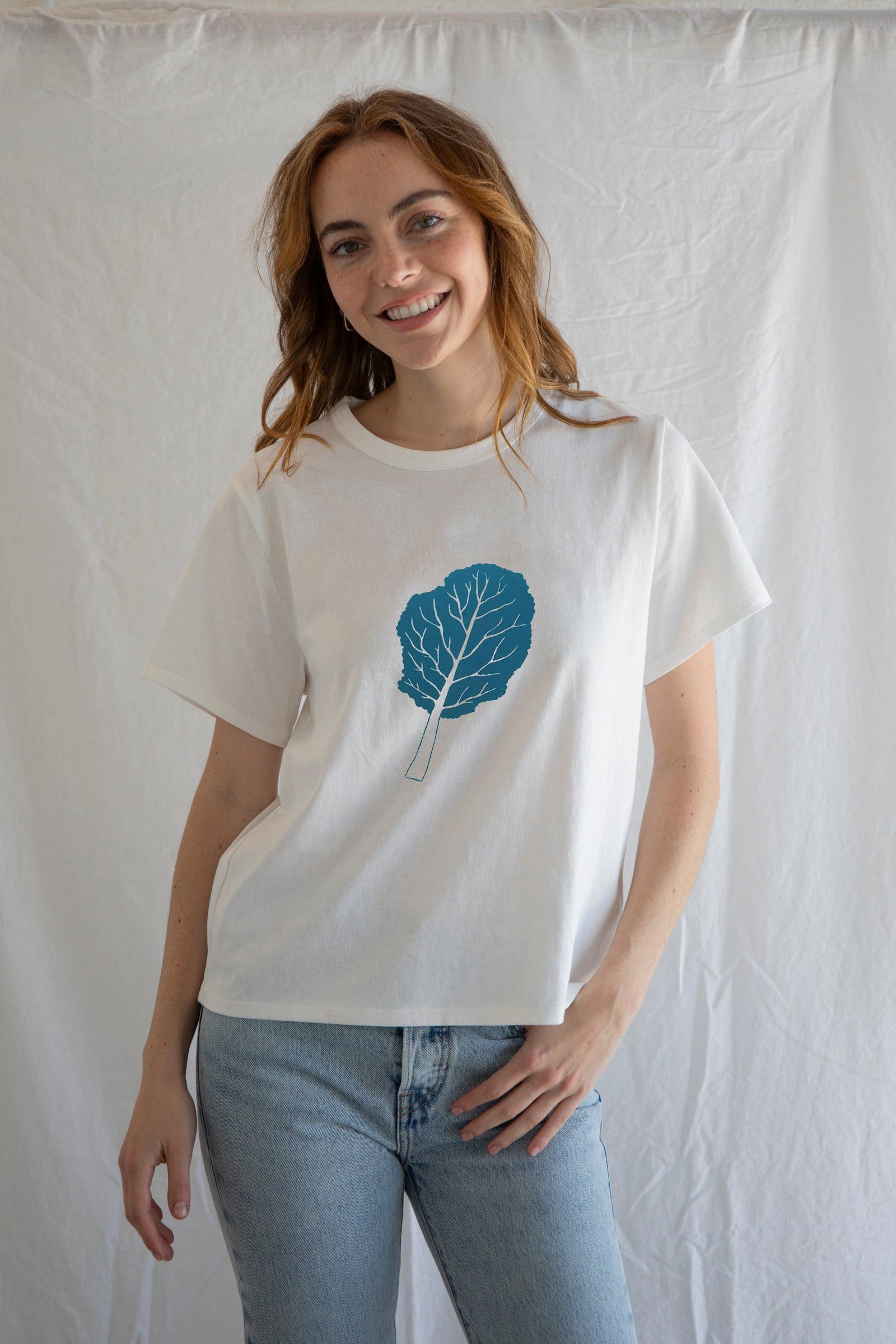 The Unbranded Brand Kale T-Shirt, Food Shirt, Screen Print Shirt, Soft Style Tee Size L / US 10 / IT 46 - 1 Thumbnail