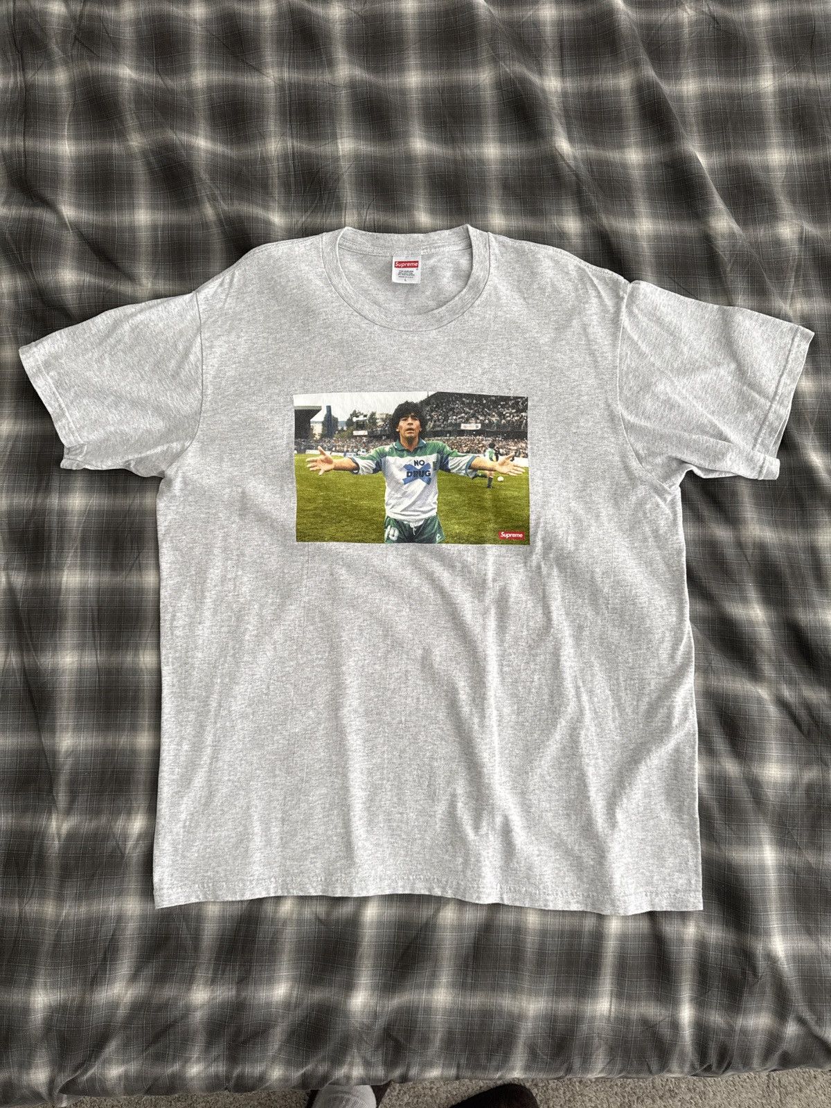 Supreme Supreme Maradona Tee SS24 Size US L / EU 52-54 / 3 - 1 Thumbnail