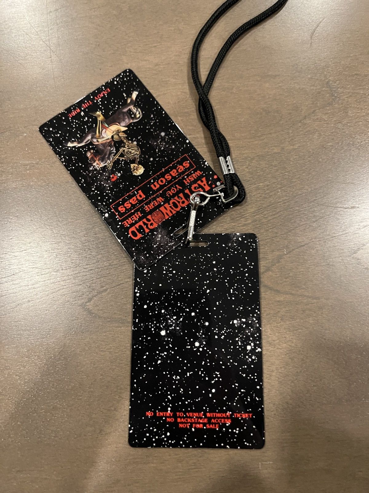 Travis Scott Travis Scott Astroworld 2x $100 Bill / 2x Season Pass Combo Size ONE SIZE - 4 Thumbnail
