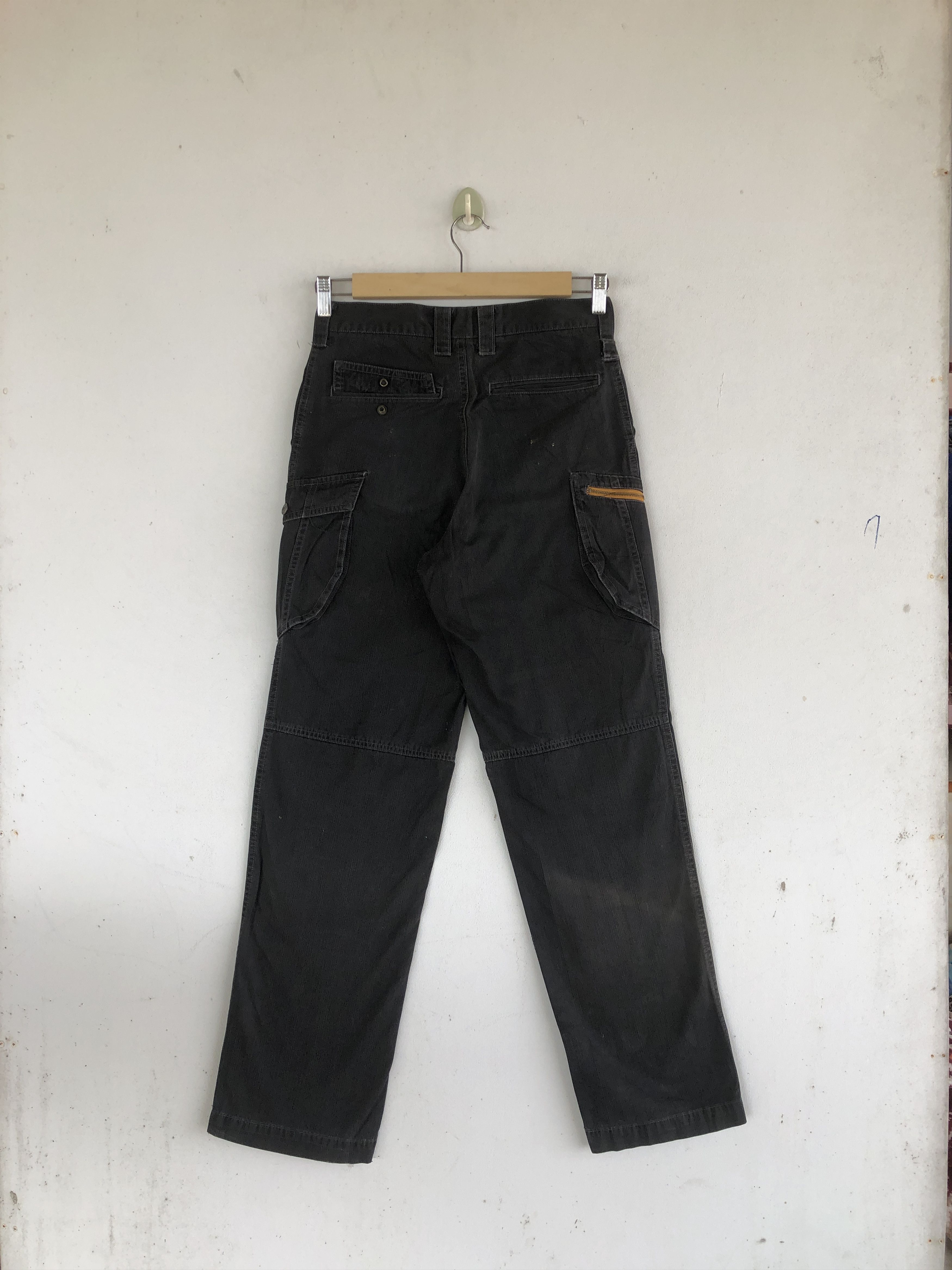 Japanese Brand Vintage Japanese Cargo Pants Multi Pocket Military Trousers Size 26" / US 2 / IT 38 - 2 Thumbnail