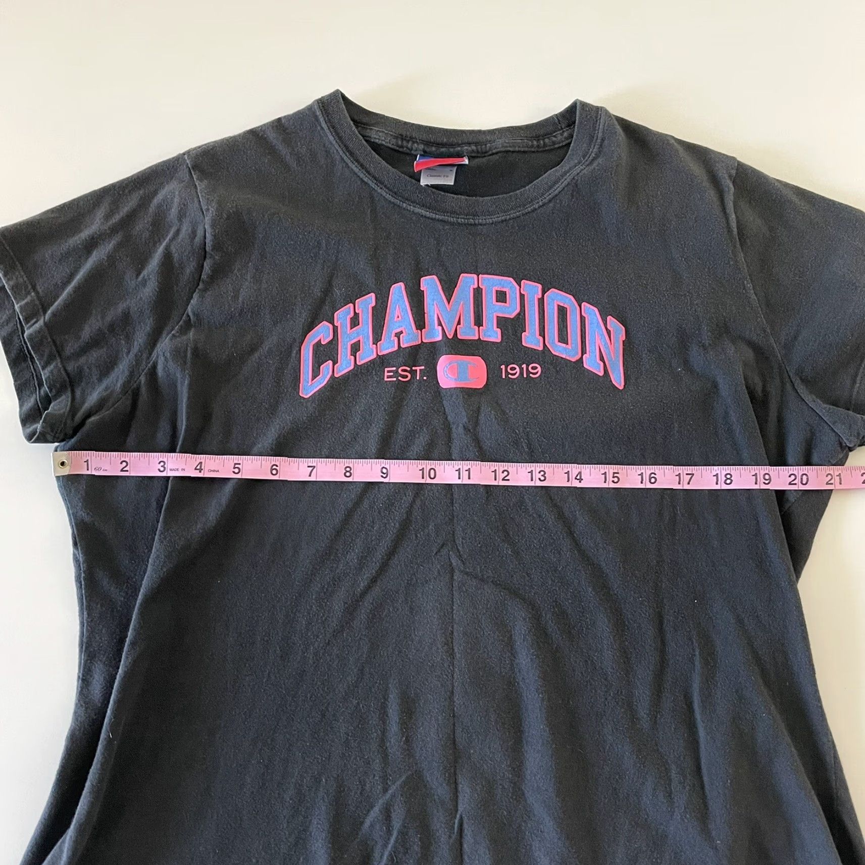 Champion VINTAGE Champion Spellout Classic Fit Short Sleeve T Shirt Women's XL Black Pink Size XL / US 12-14 / IT 48-50 - 4 Thumbnail
