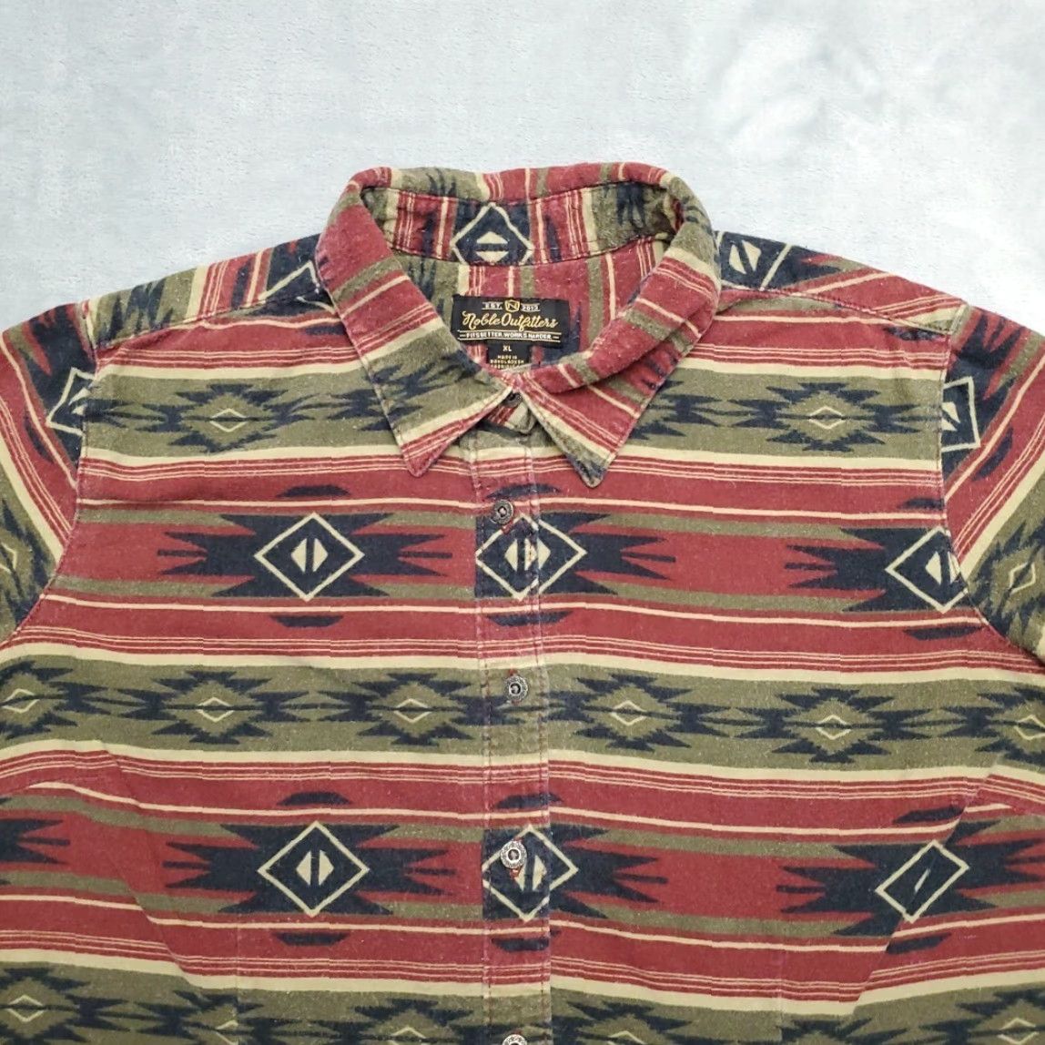 Vintage VINTAGE Flannel Shirt Womens XL Metal Button Aztec Southwestern Cowboy Western Shirt Size XL / US 12-14 / IT 48-50 - 3 Thumbnail