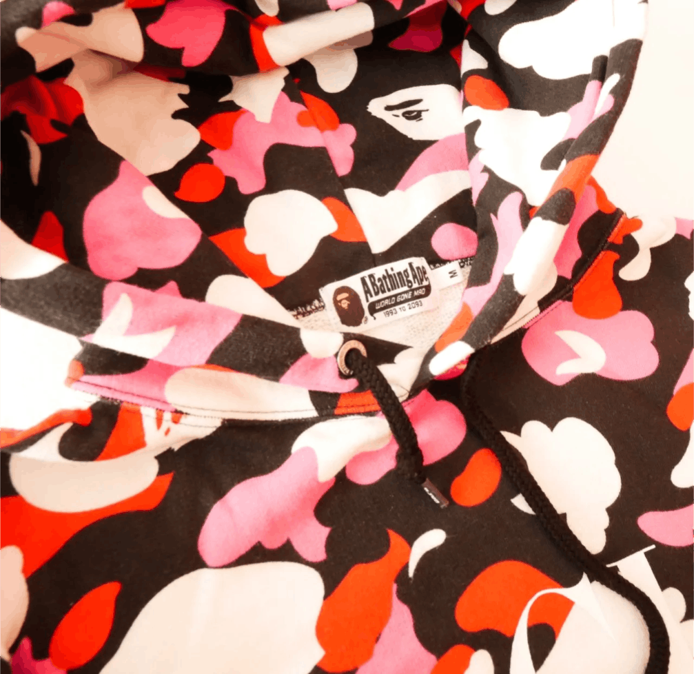 Bape VOUGE x A Bathing Ape collaboration hoodie camouflage Size US M / EU 48-50 / 2 - 3 Thumbnail