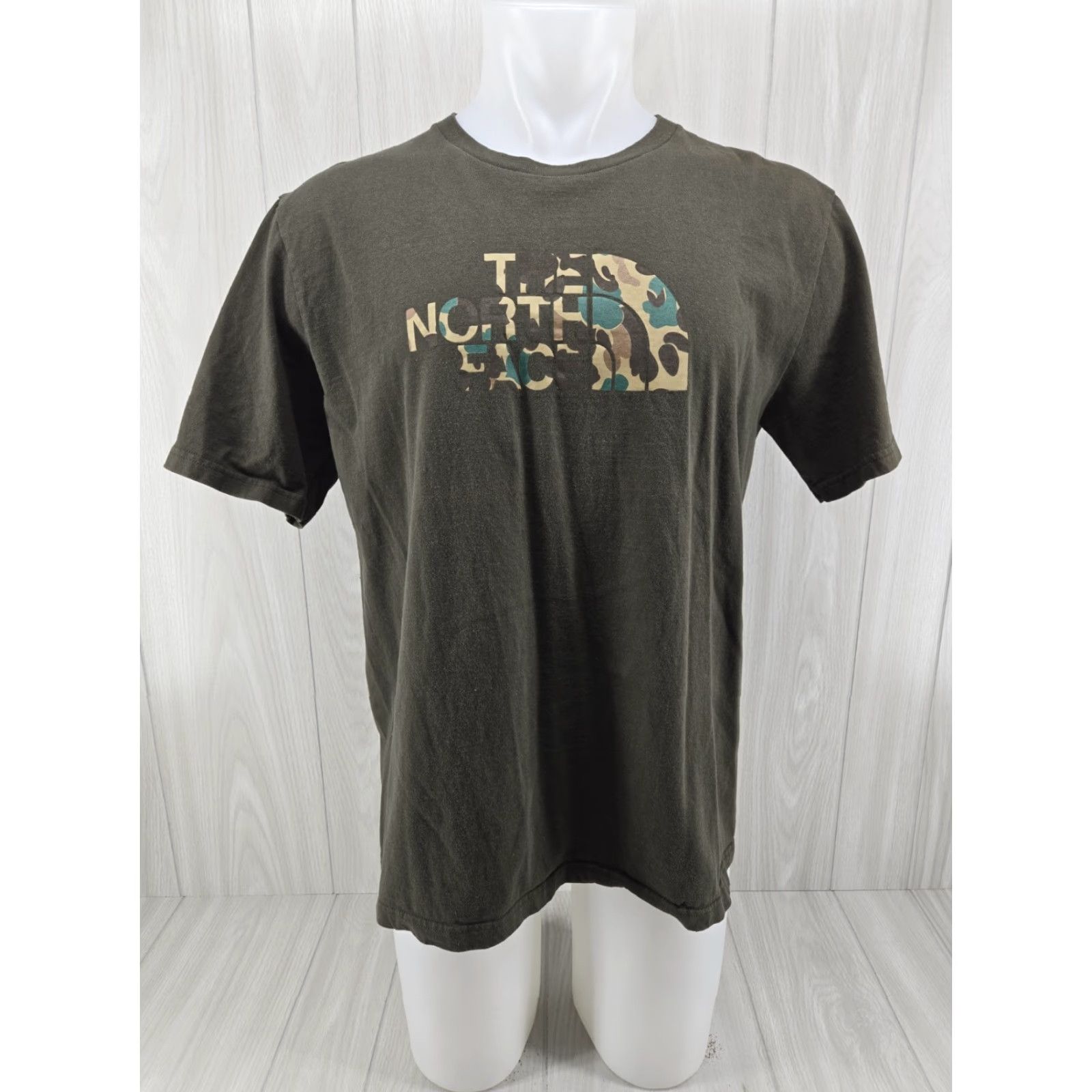 The North Face The North Face Shirt Men Large Green Camo Logo Short Sleeve Crew Neck Cotton Size US L / EU 52-54 / 3 - 2 Thumbnail