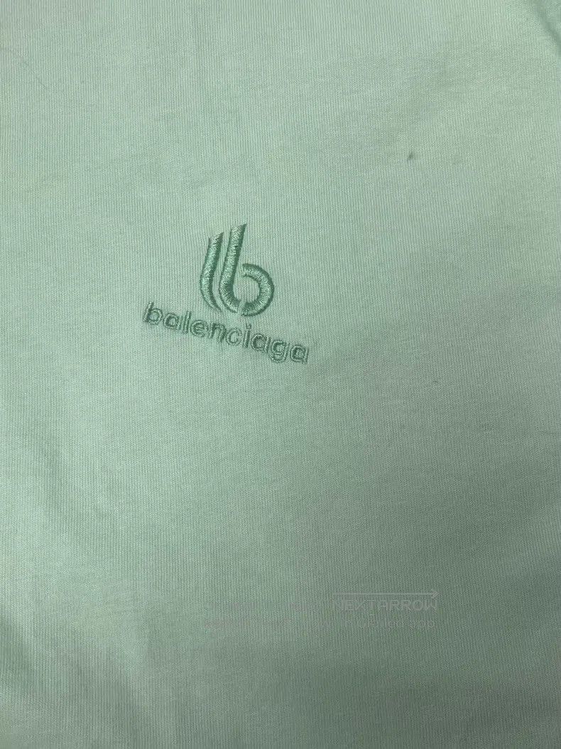 Balenciaga Balenciaga Distressed Solid Plain Crew Neck Short Sleeve T Size US M / EU 48-50 / 2 - 3 Thumbnail