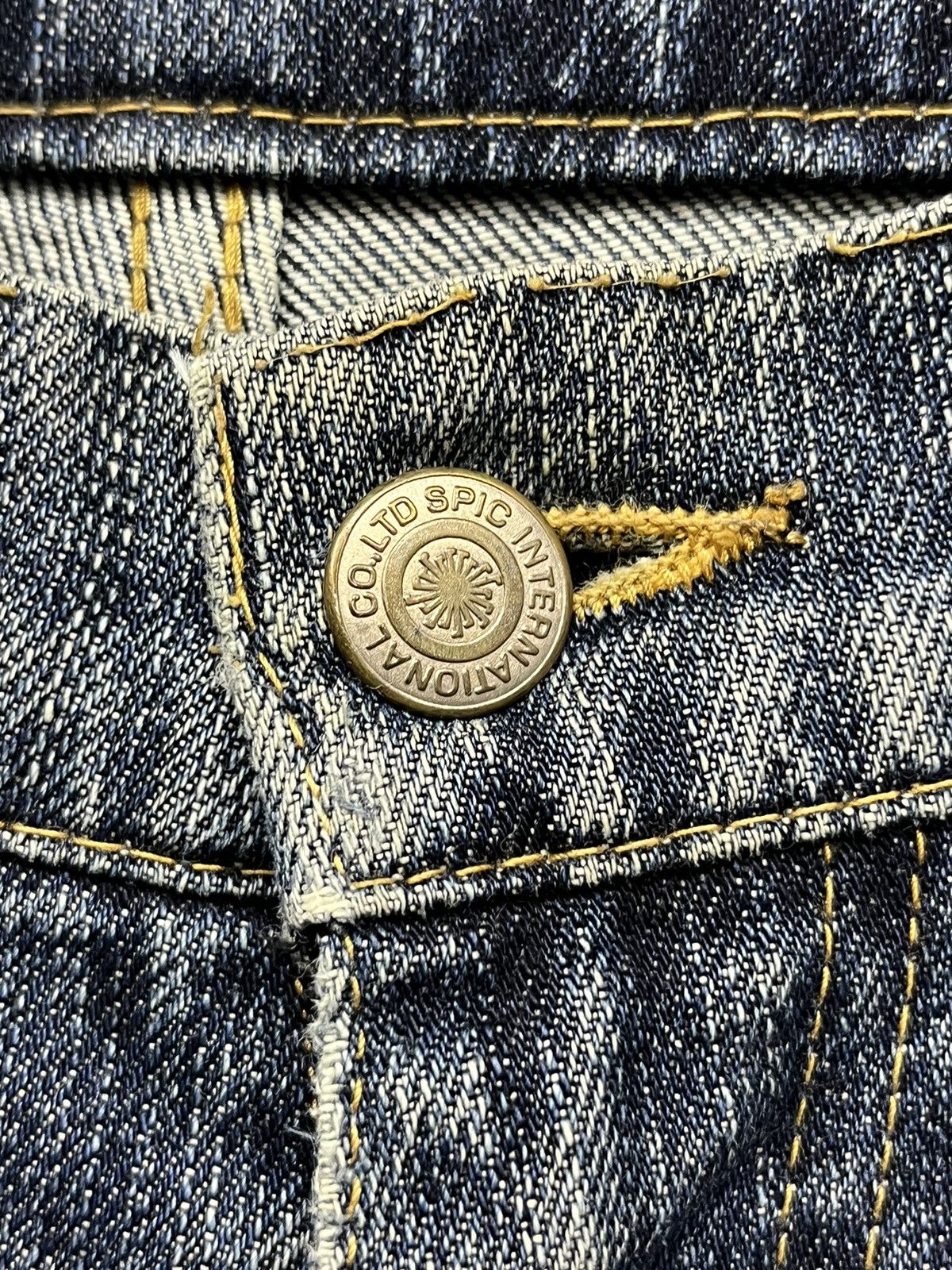 🔥SICK 90's TORNADO MART Natural Worn-Out Thrashed Flared 💥