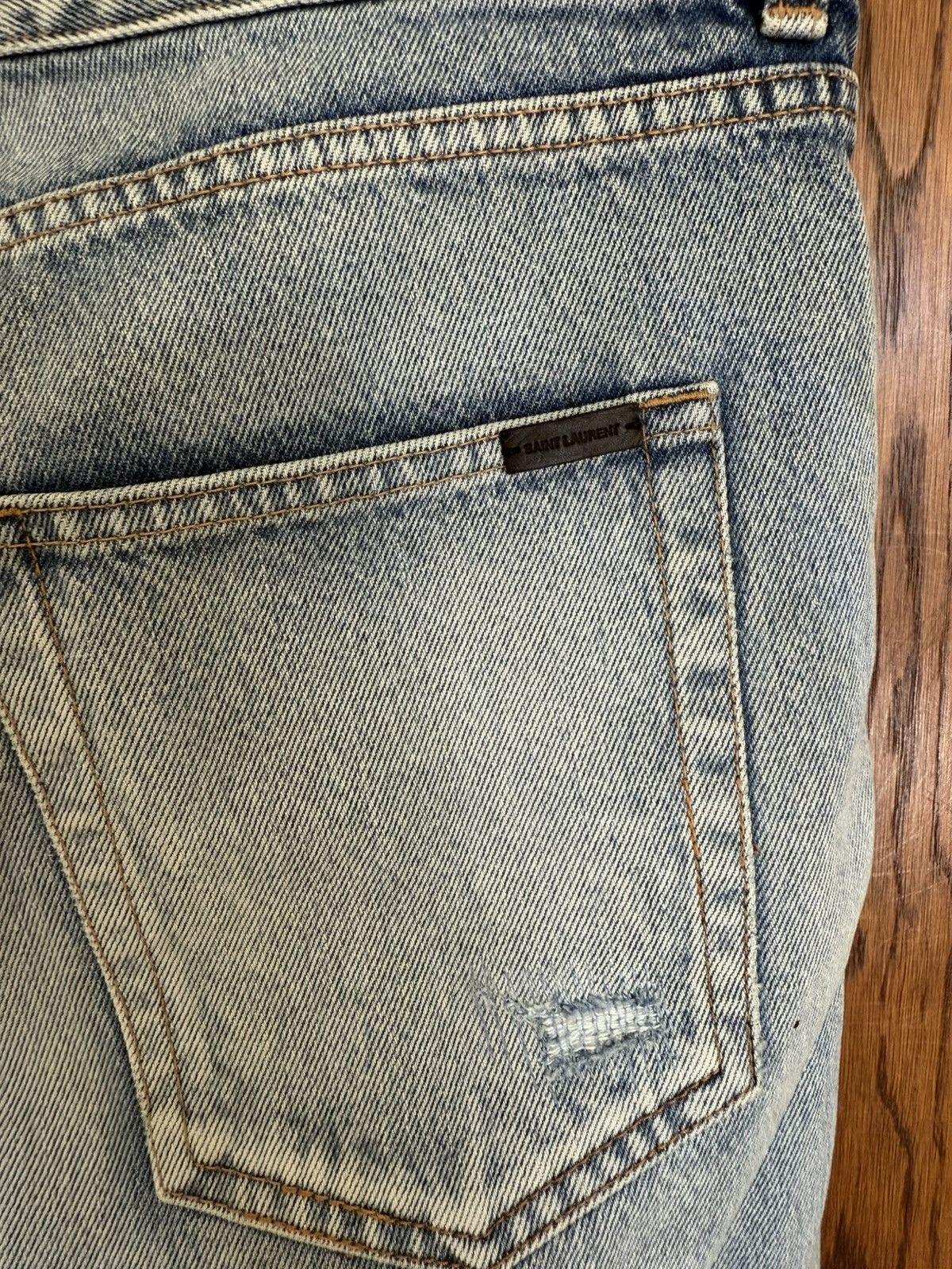 Saint Laurent Paris Saint Laurent Santa Monica wash rip trash jeans 32 grail d18 Size US 32 / EU 48 - 21 Thumbnail