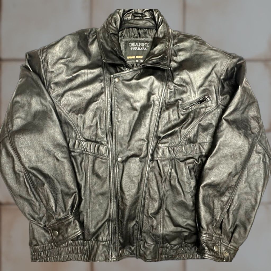 Vintage VINTAGE Gianni Ferrara Leather Jacket Mens 2XL Black Solid Motorcycle Jacket Lined Zipper Snap Regular Men Size US XXL / EU 58 / 5 - 1 Thumbnail